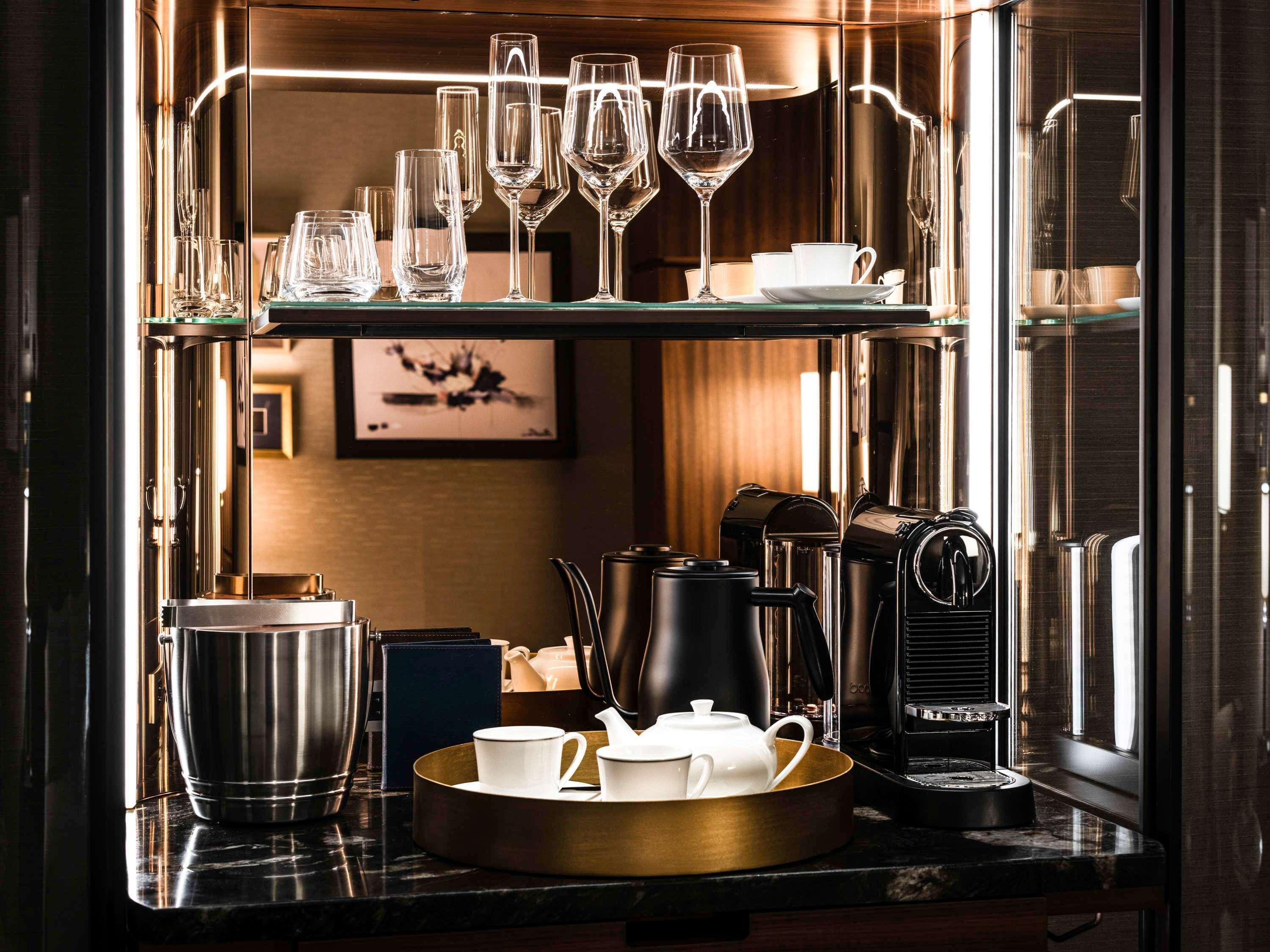 Double Premier King Bed