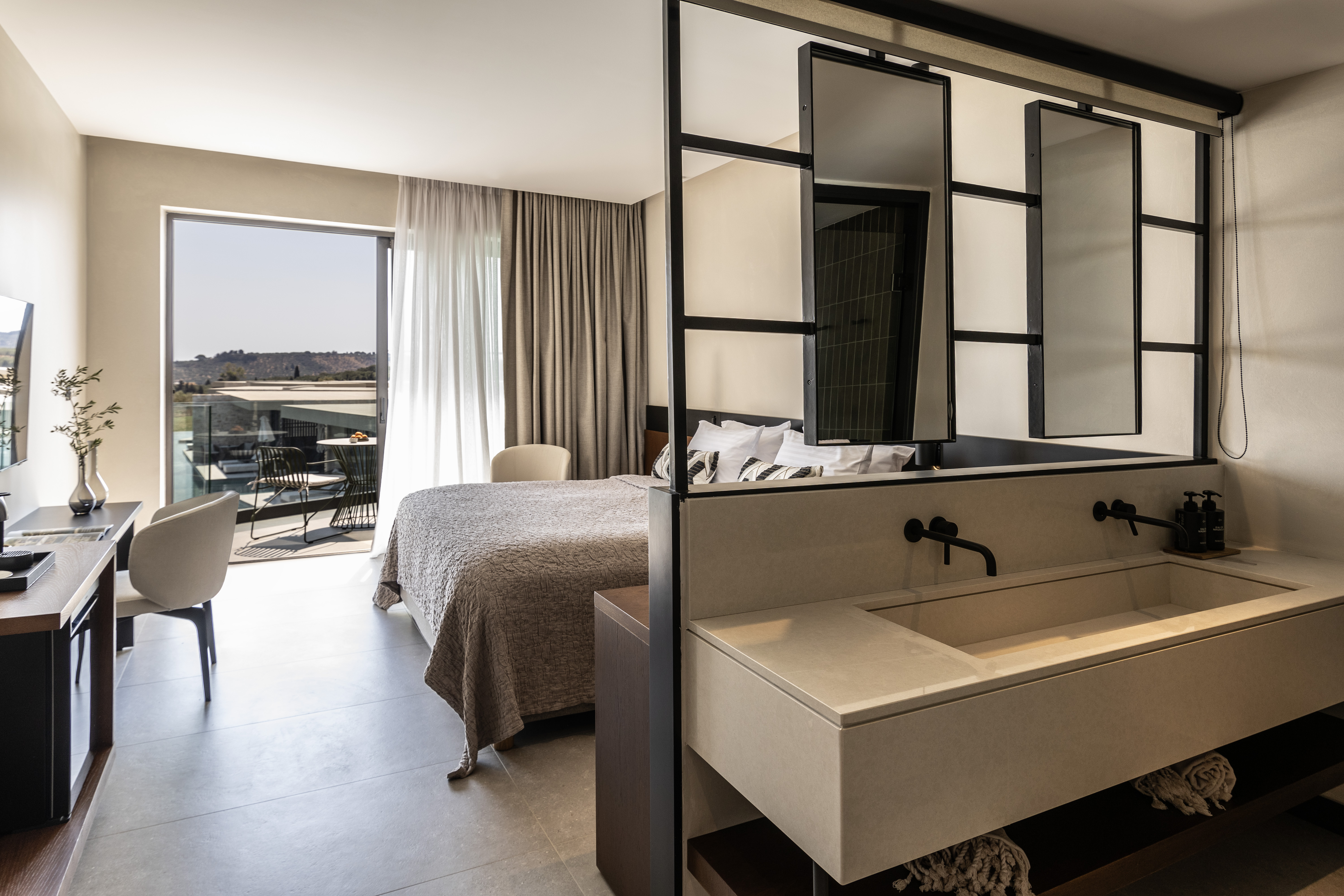 Suite Superior Side Sea View