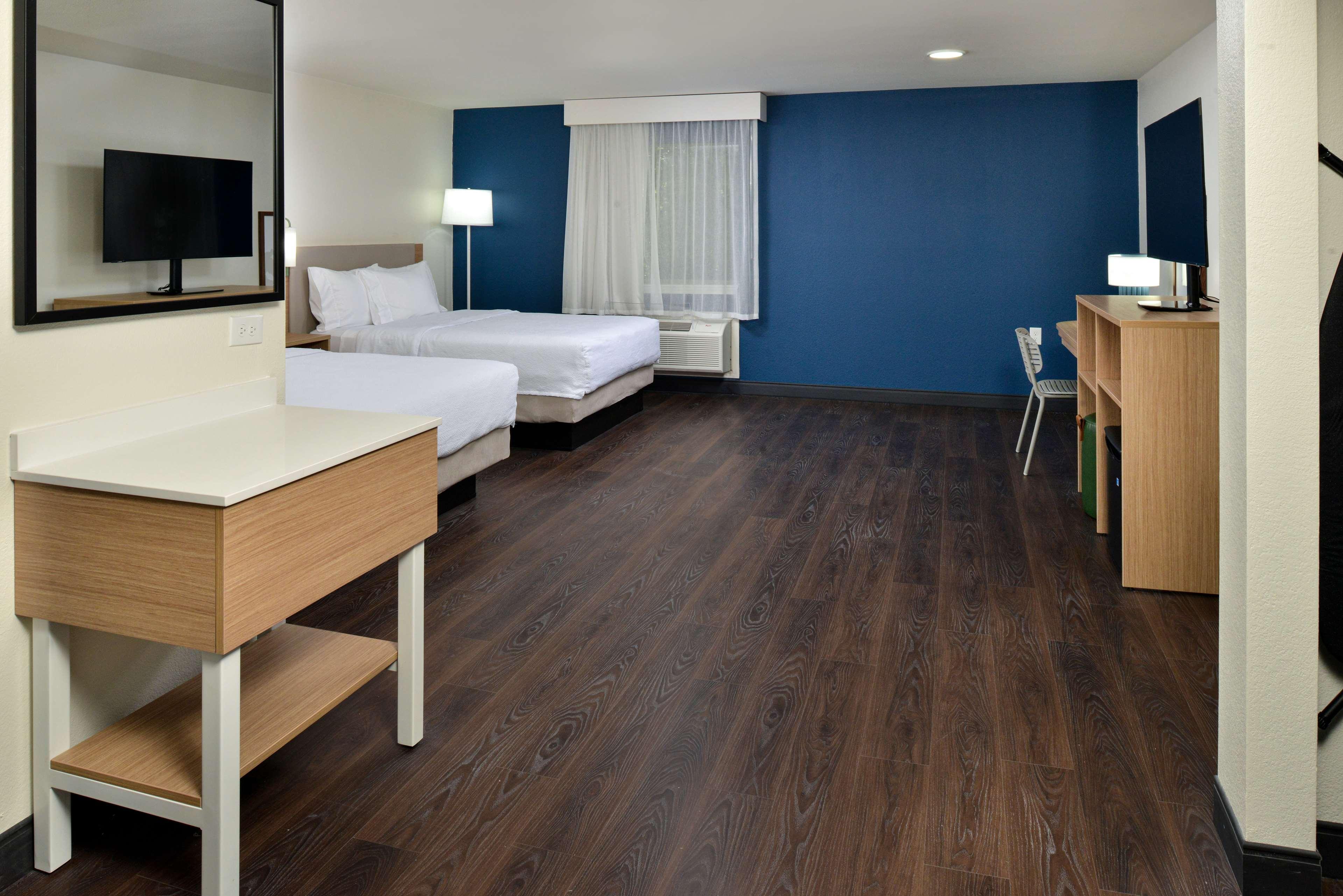 Double Accessible-two Queen Beds