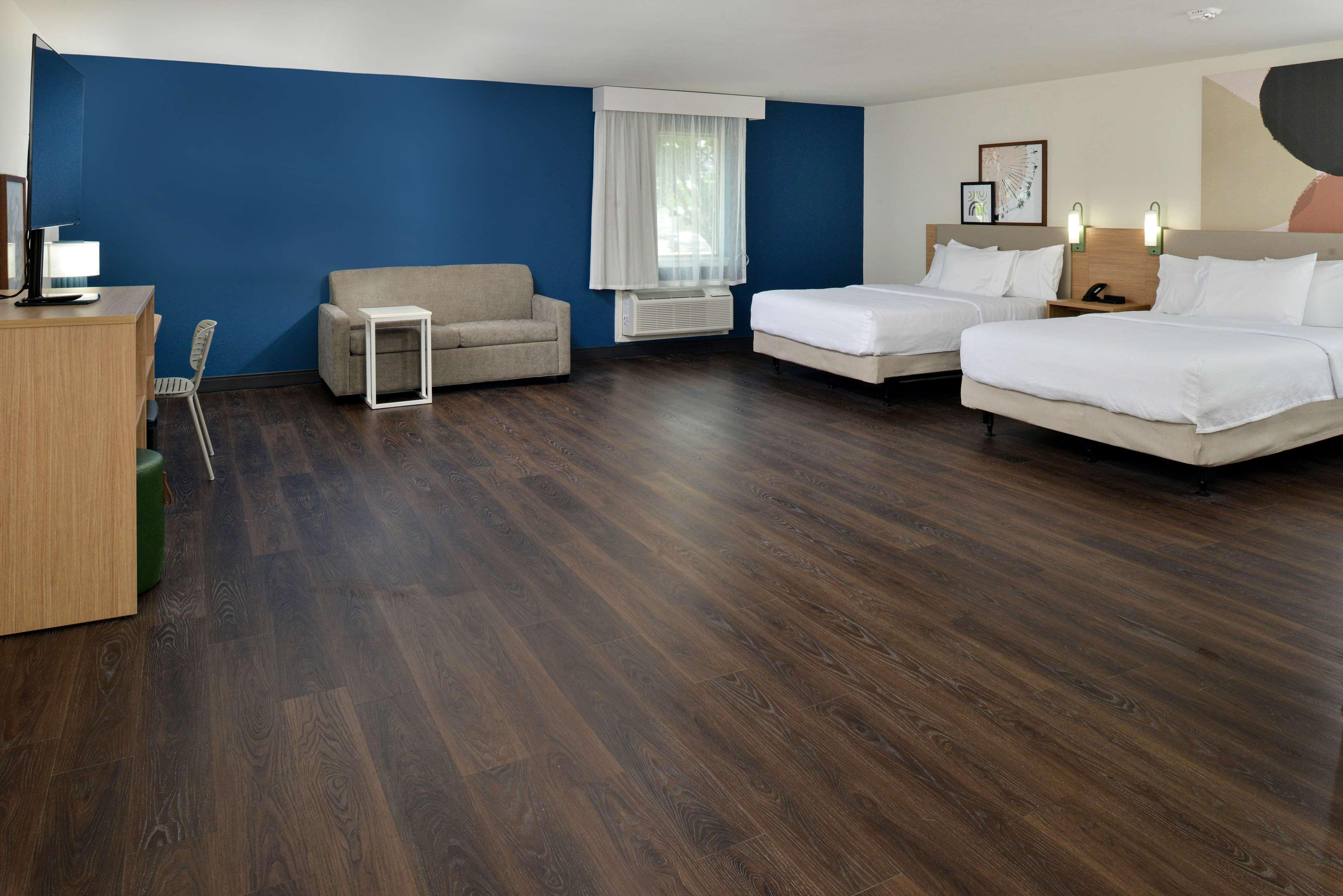 Double Two Queen Beds