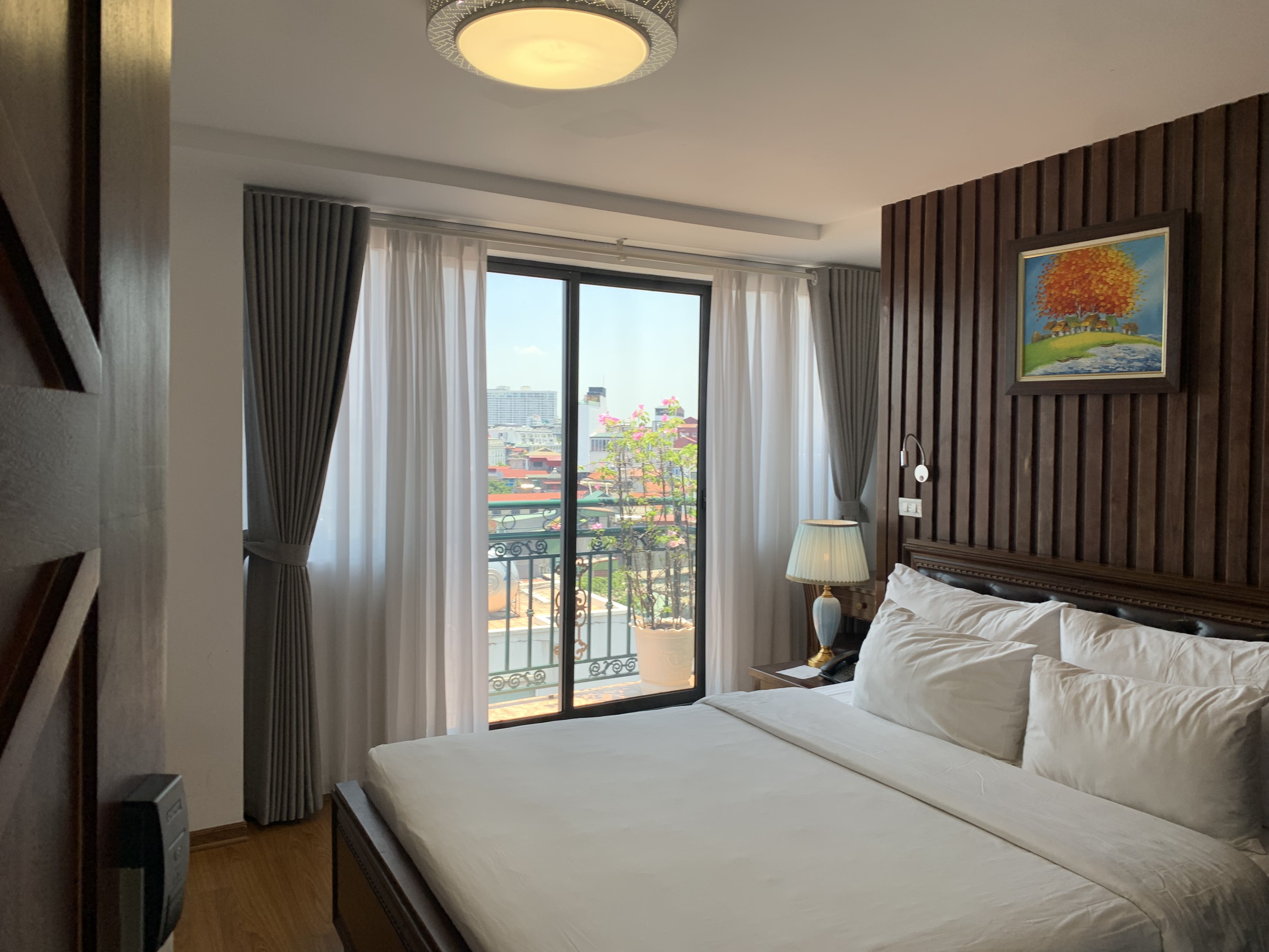 Junior Suite with Balcony