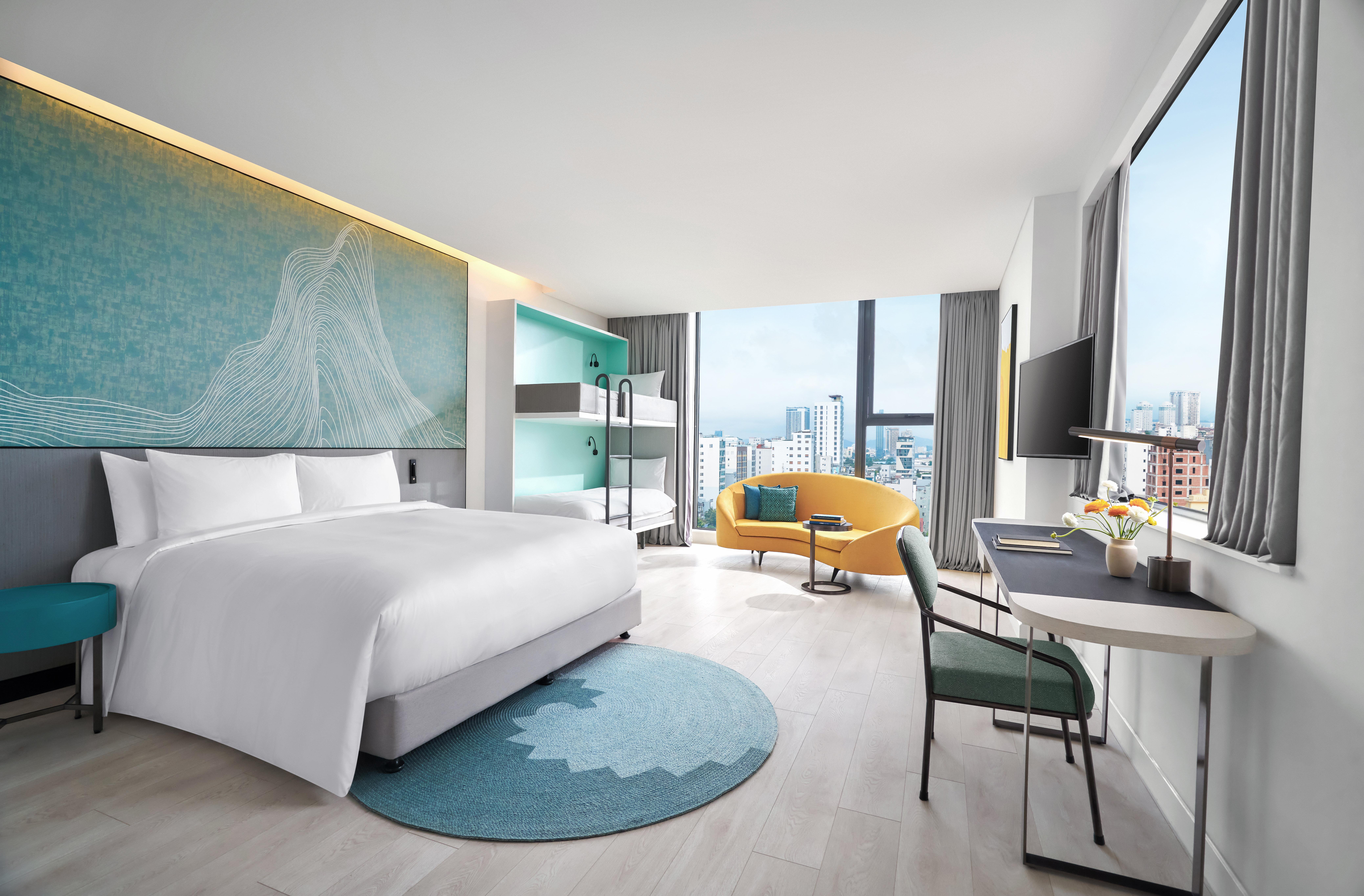 Family Room City View King Bed