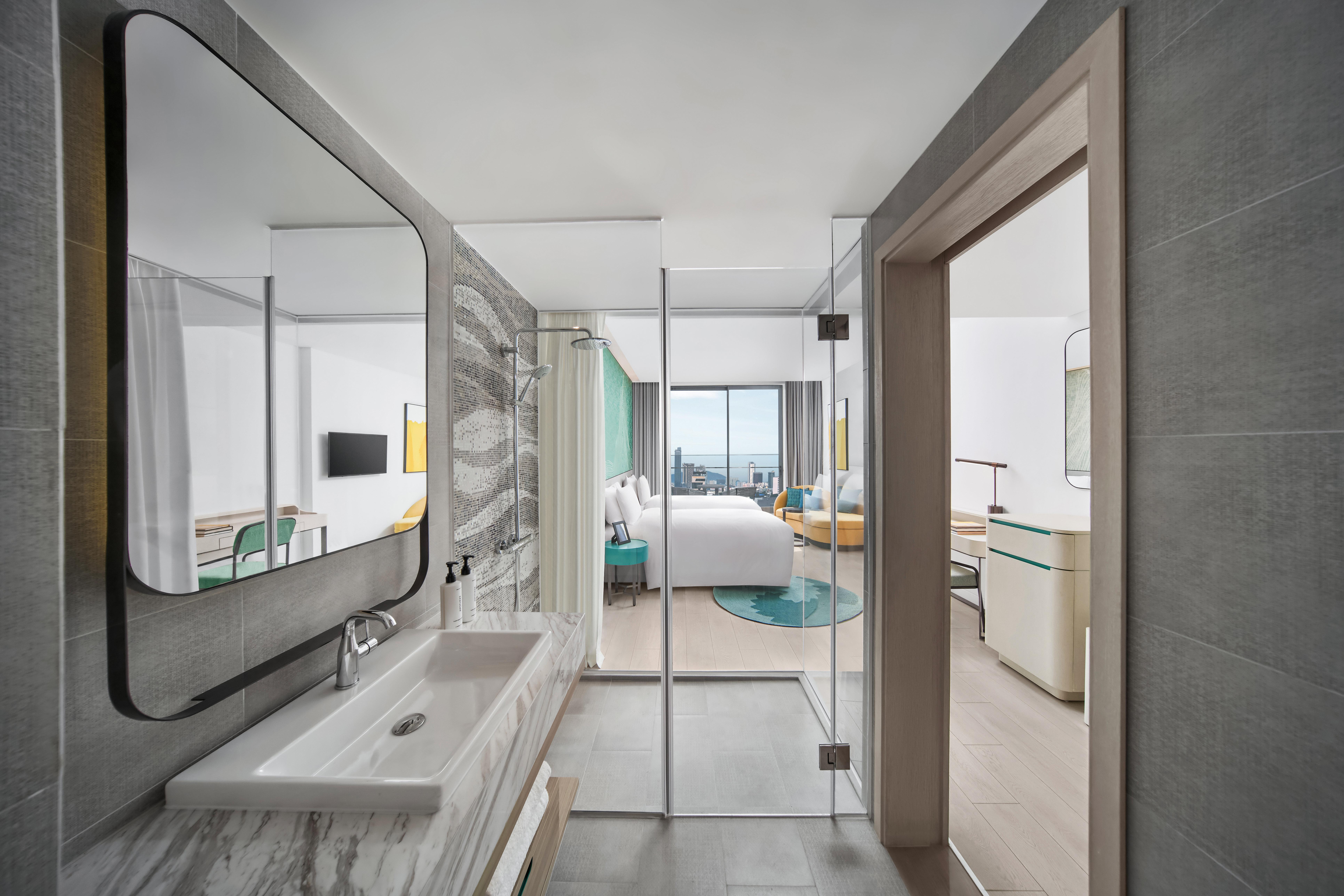 Twin Deluxe City View