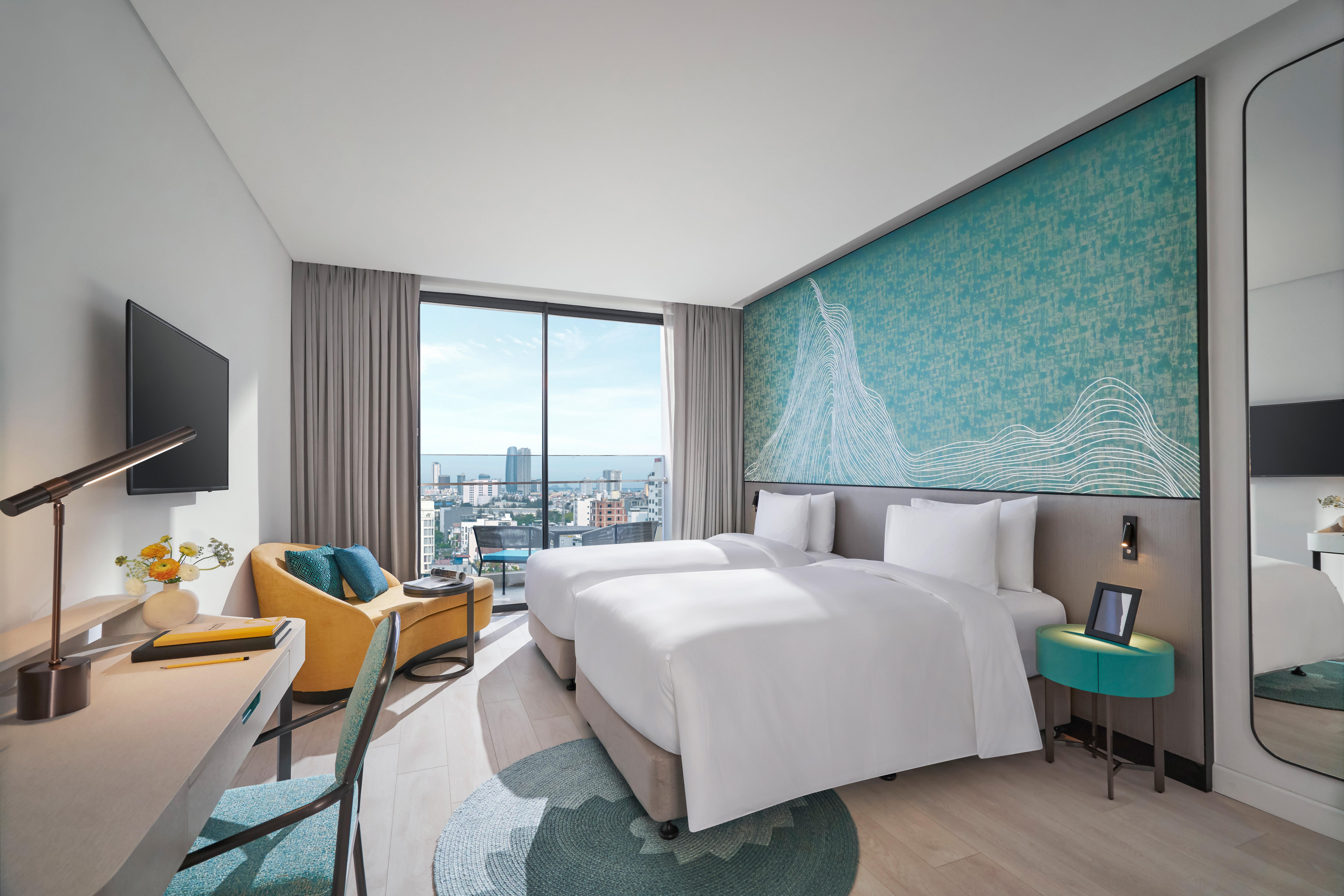 Twin Deluxe City View