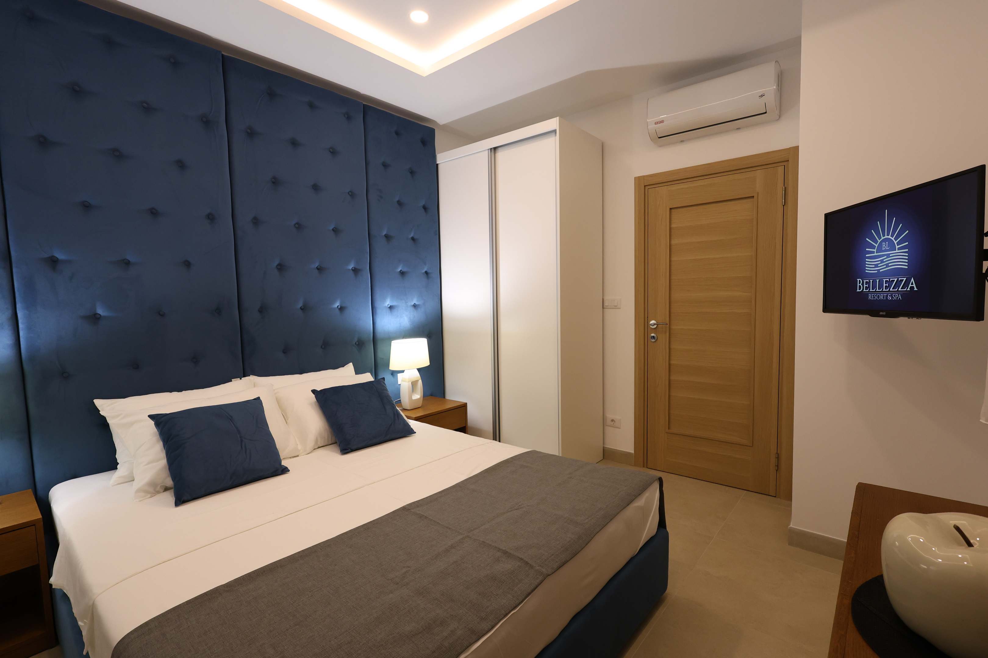 Apartment Sea View with Balcony