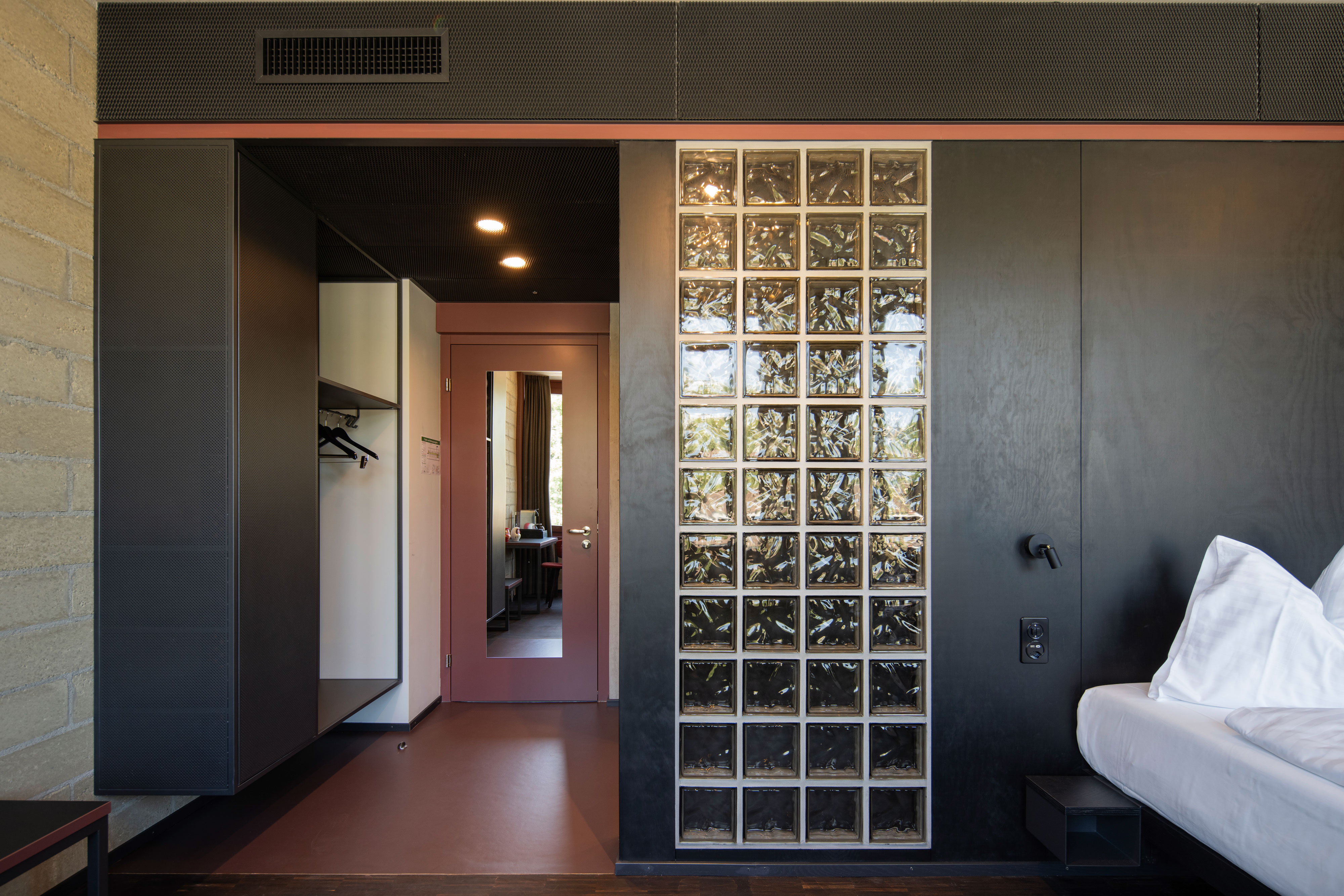 Double or Twin One Bedroom One Bathroom