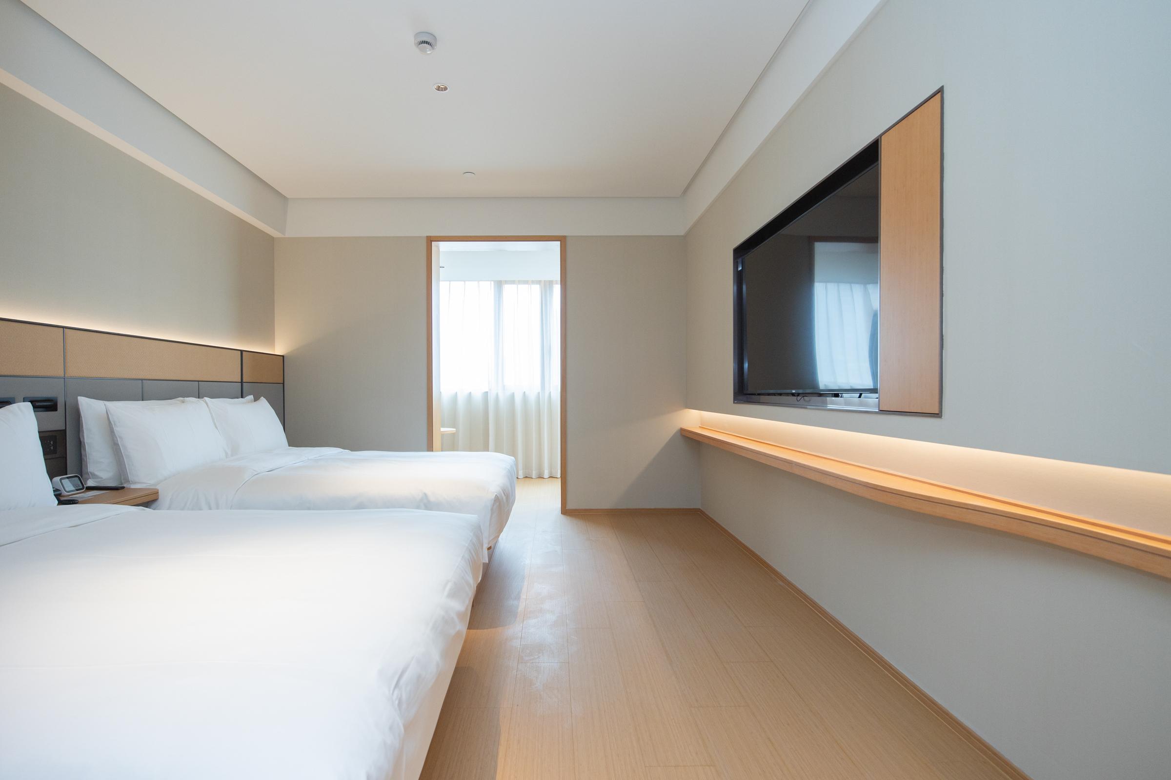 Family Room Standard