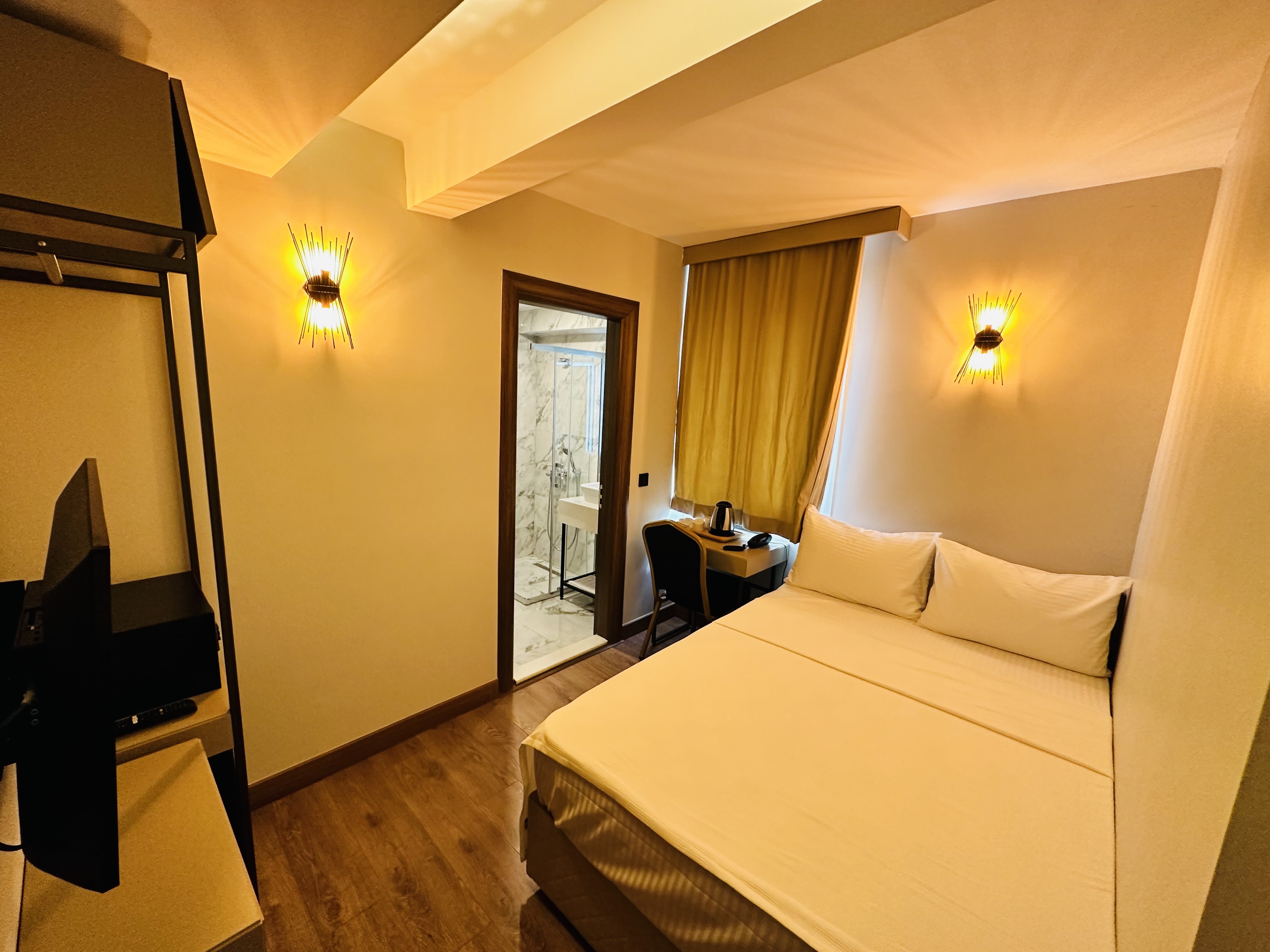 Room One Bedroom One Bathroom