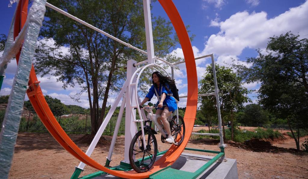 Double Deluxe Pool View