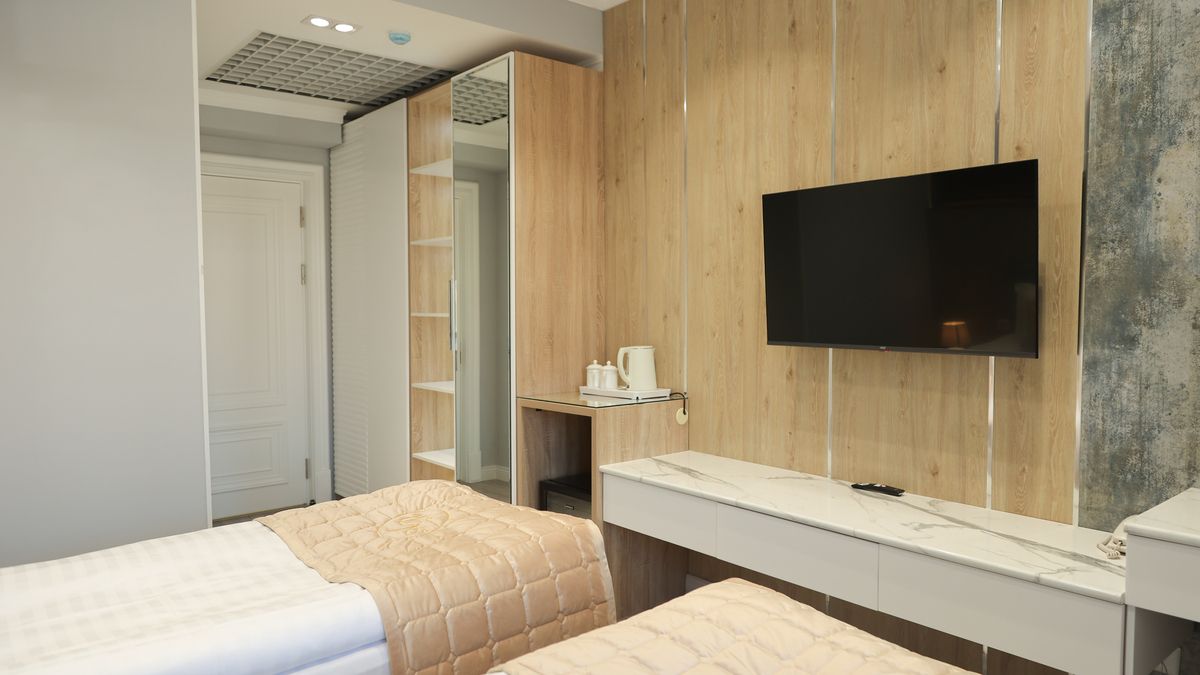 Double or Twin Grand