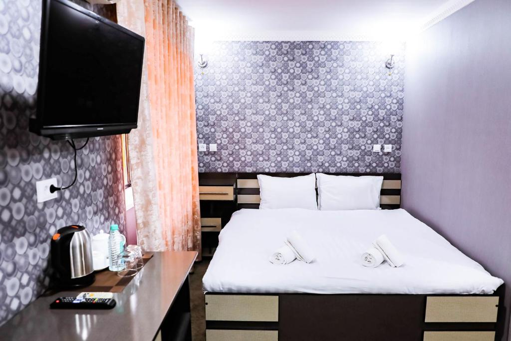 Double or Twin Superior