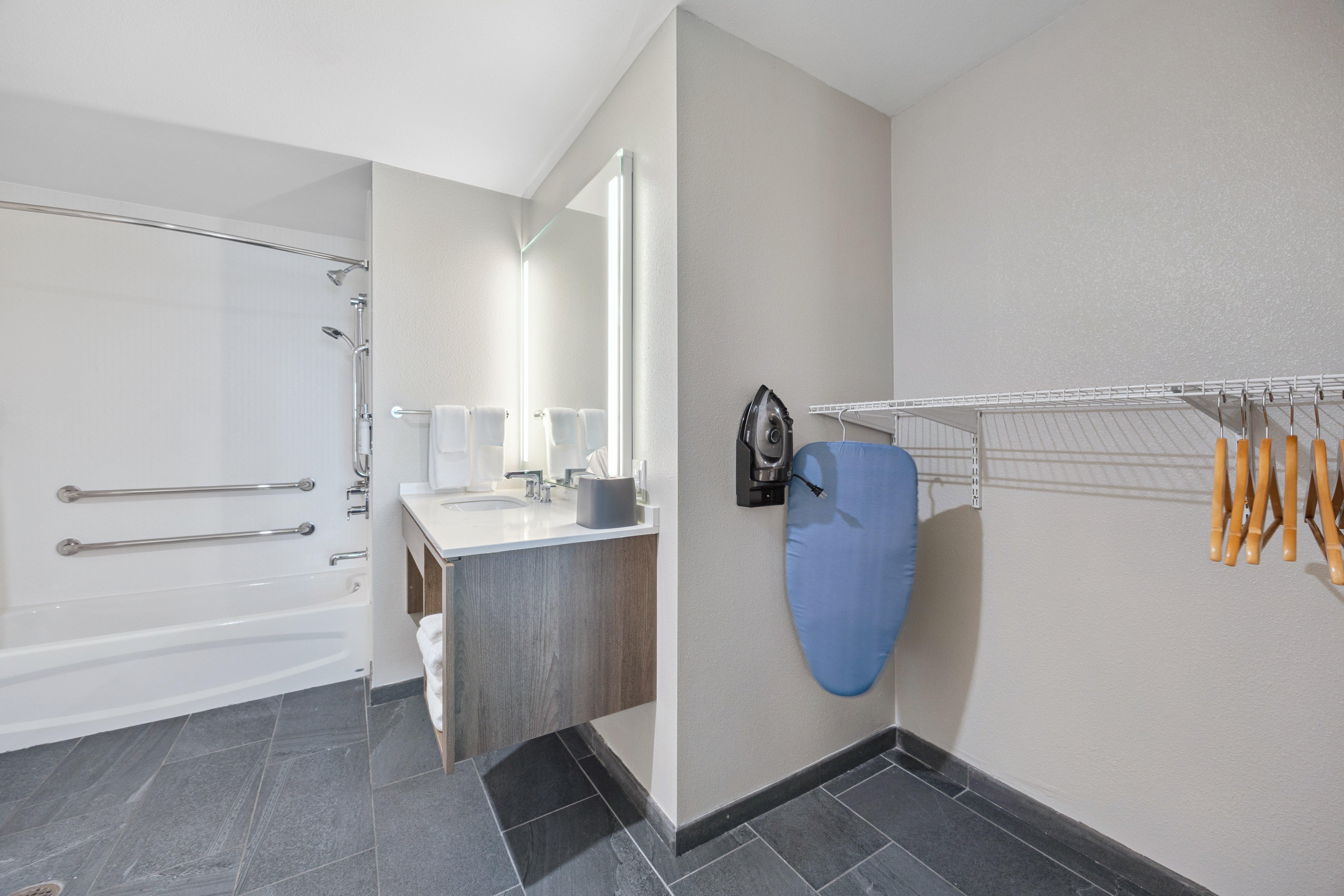 Suite Accessible-two Queen Beds