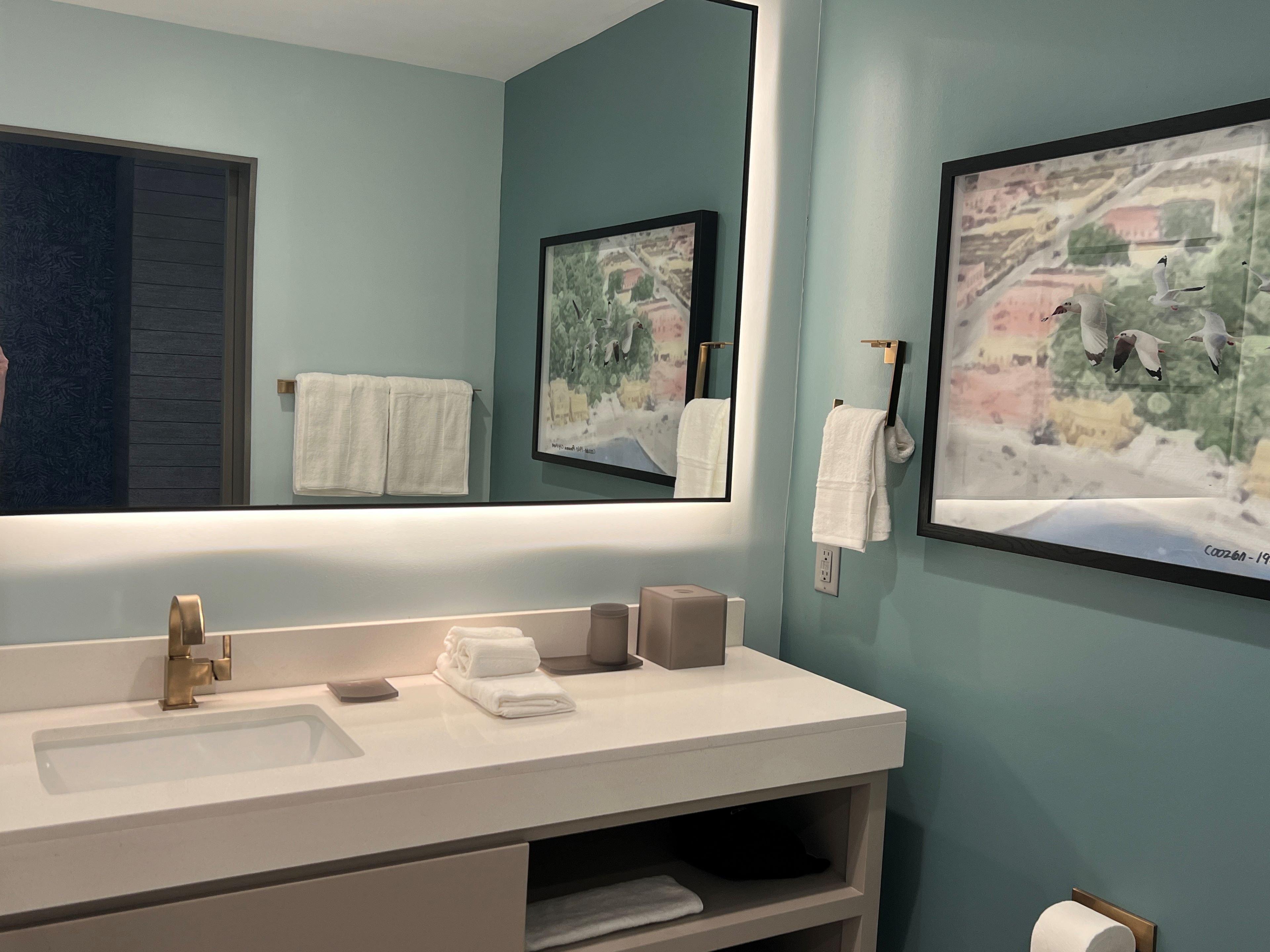 Double Two Queen Beds Premium