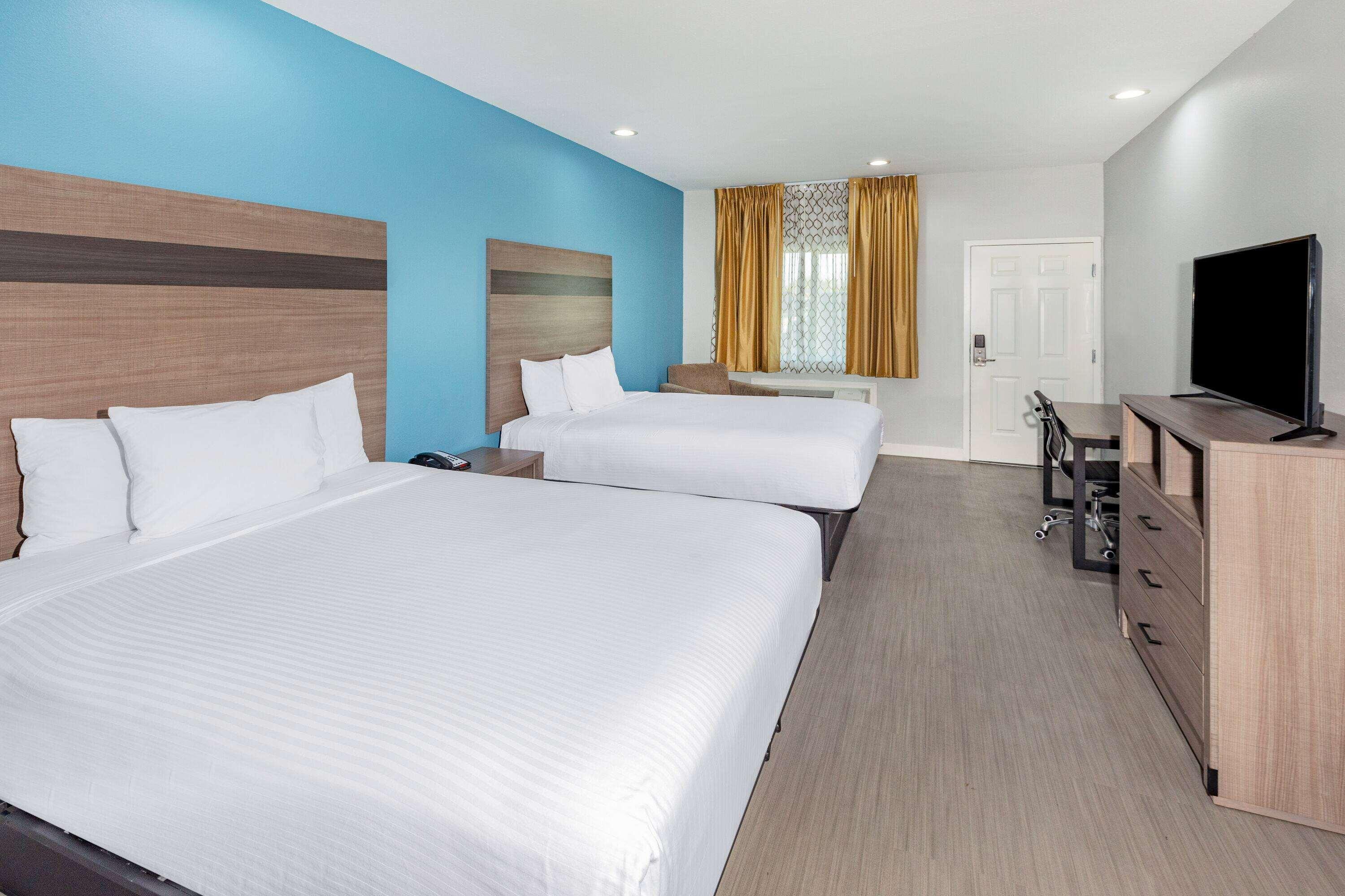 Suite Two Double Beds