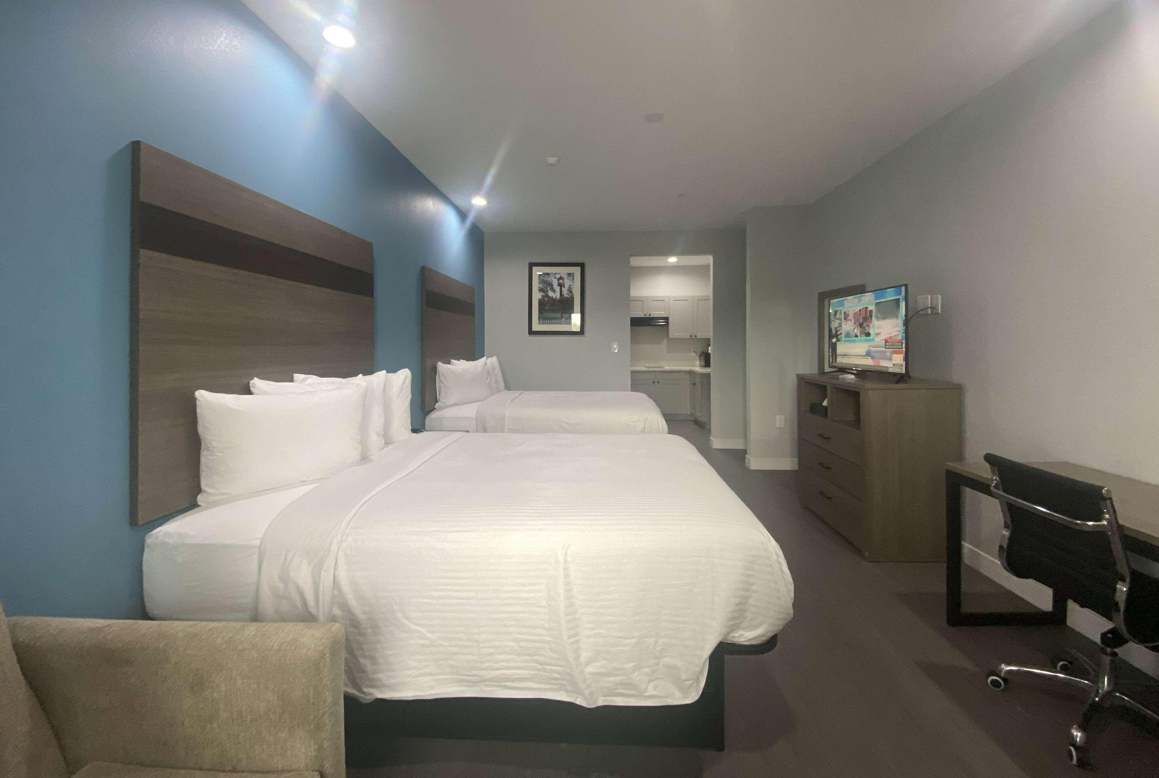 Suite Two Double Beds