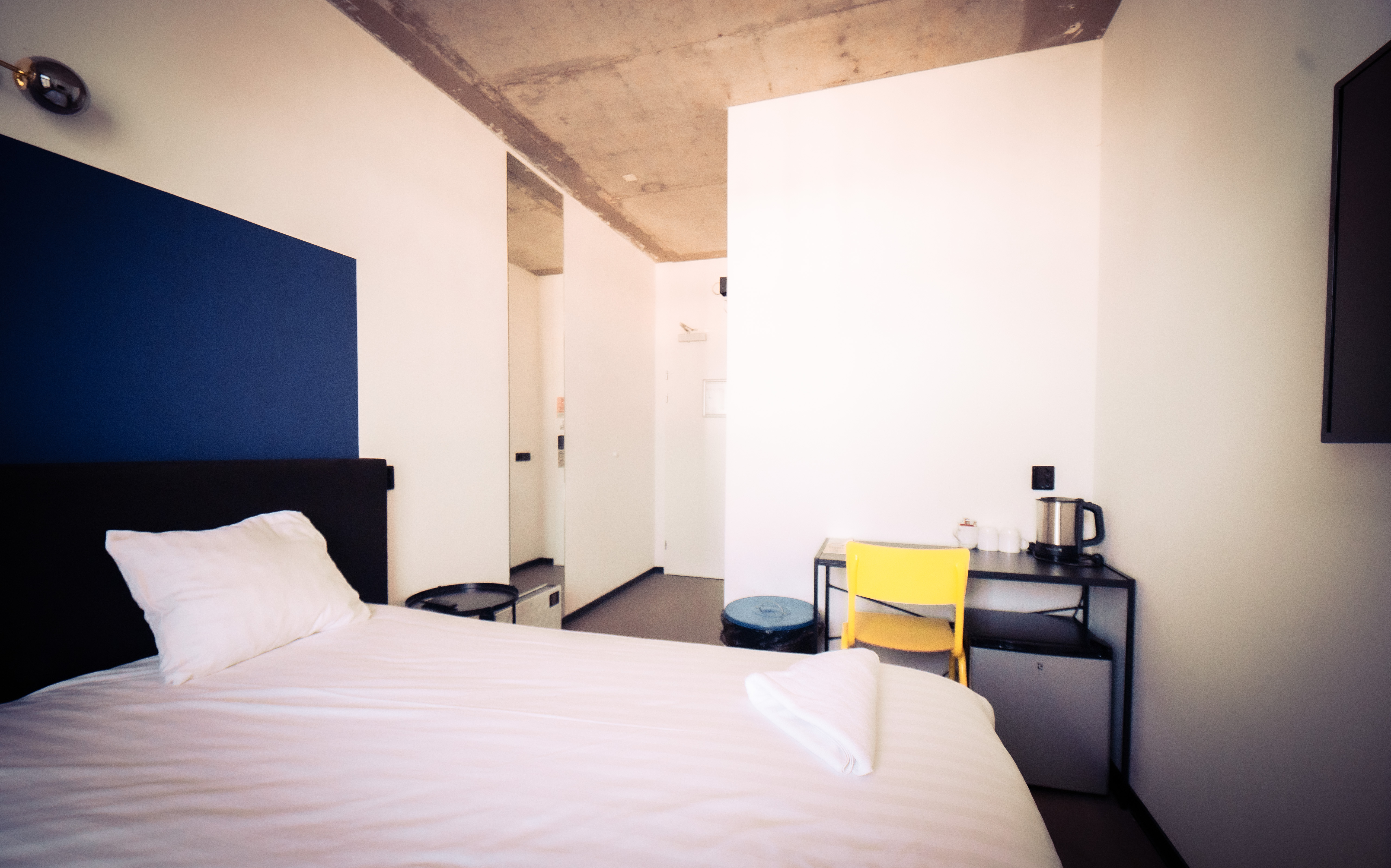 Twin One Bedroom One Bathroom