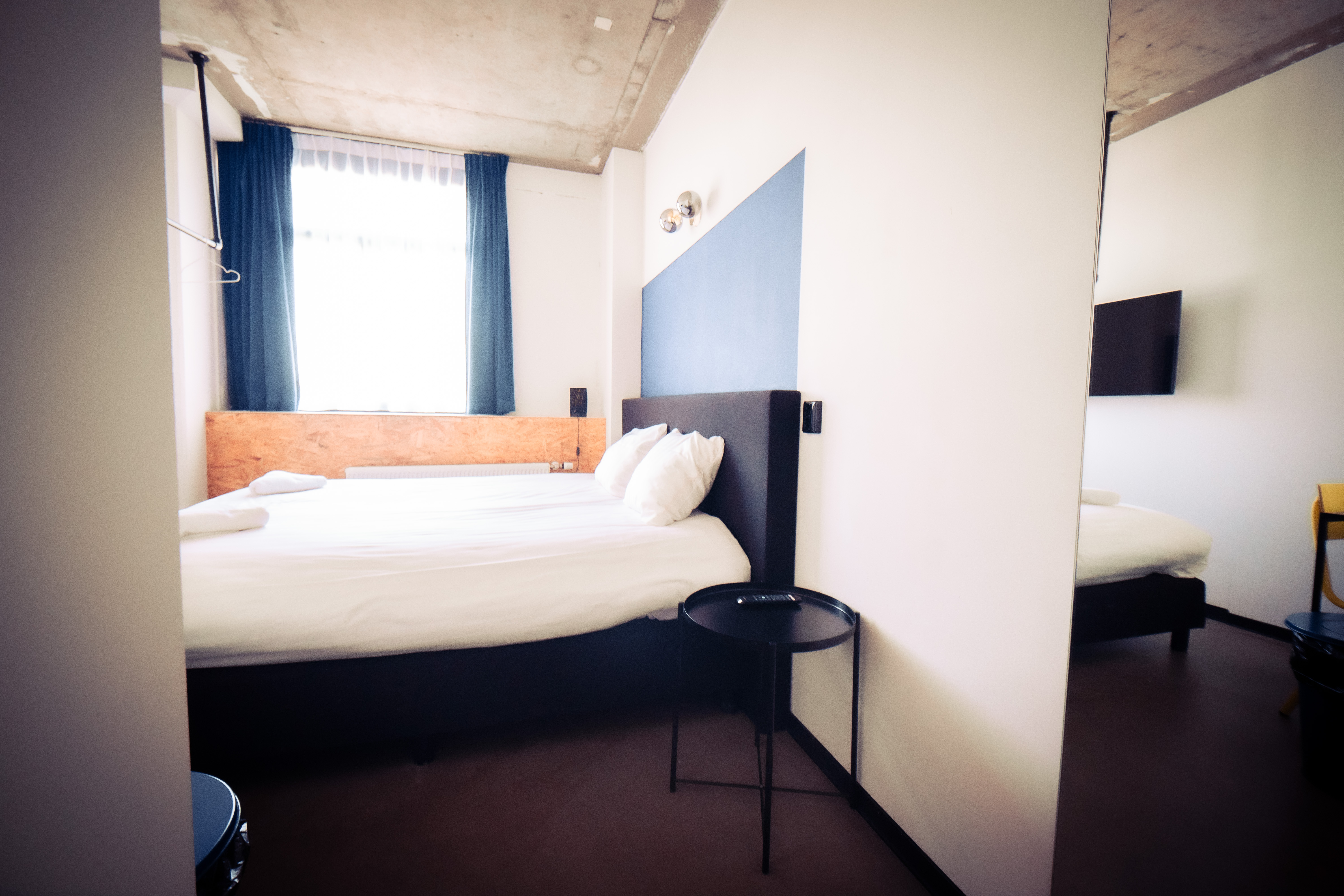 Twin One Bedroom One Bathroom