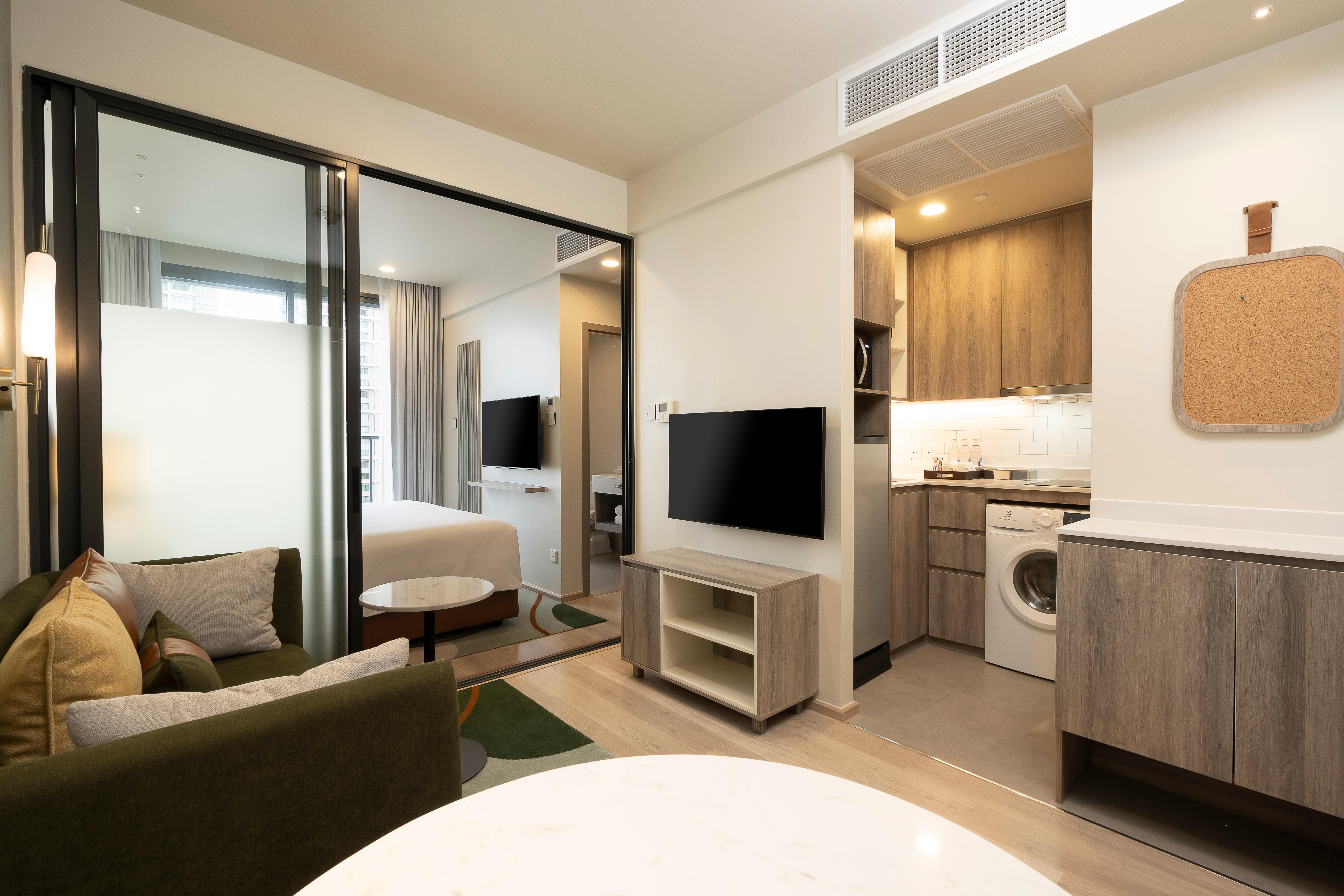 Suite with Kitchenette