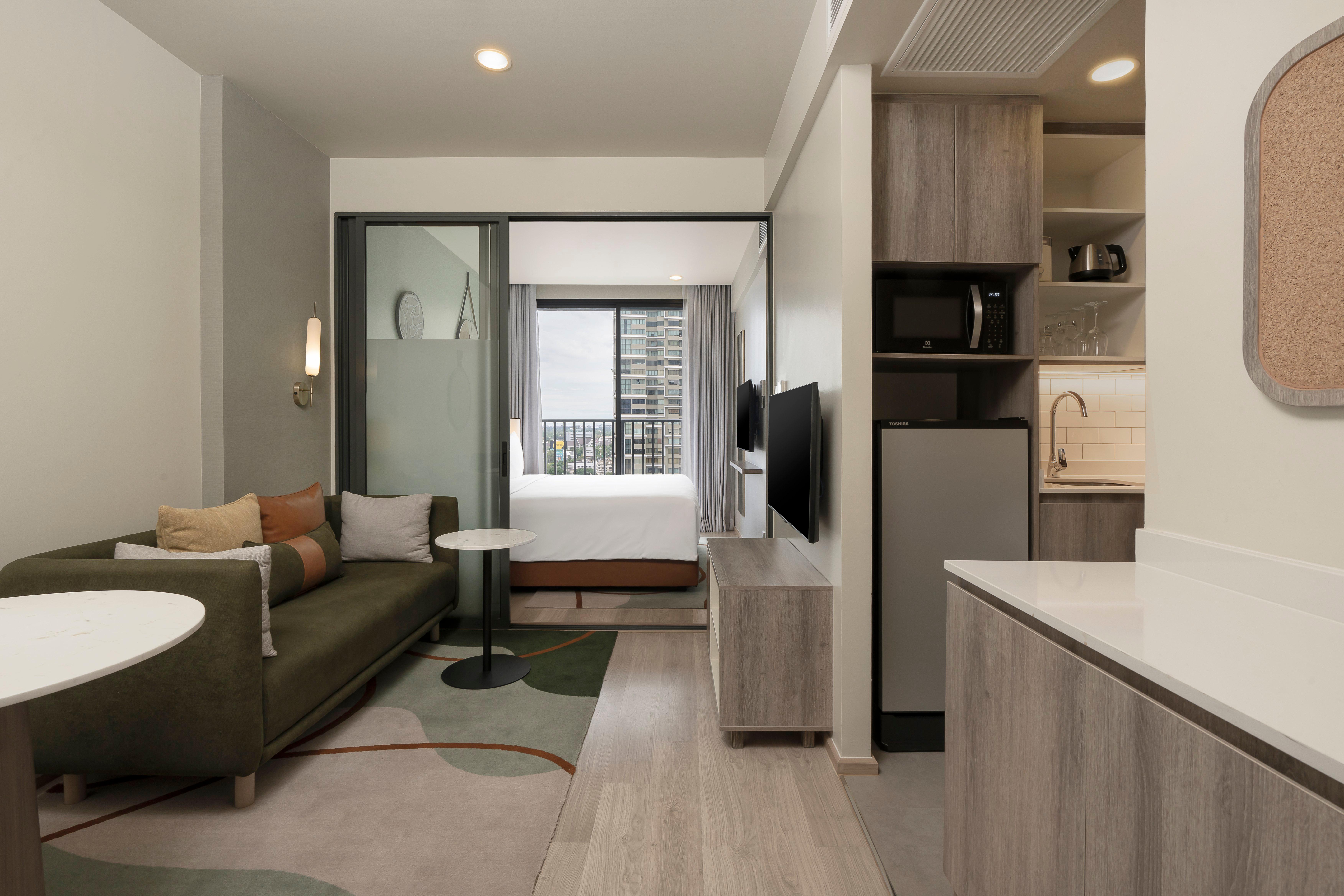 Suite with Kitchenette