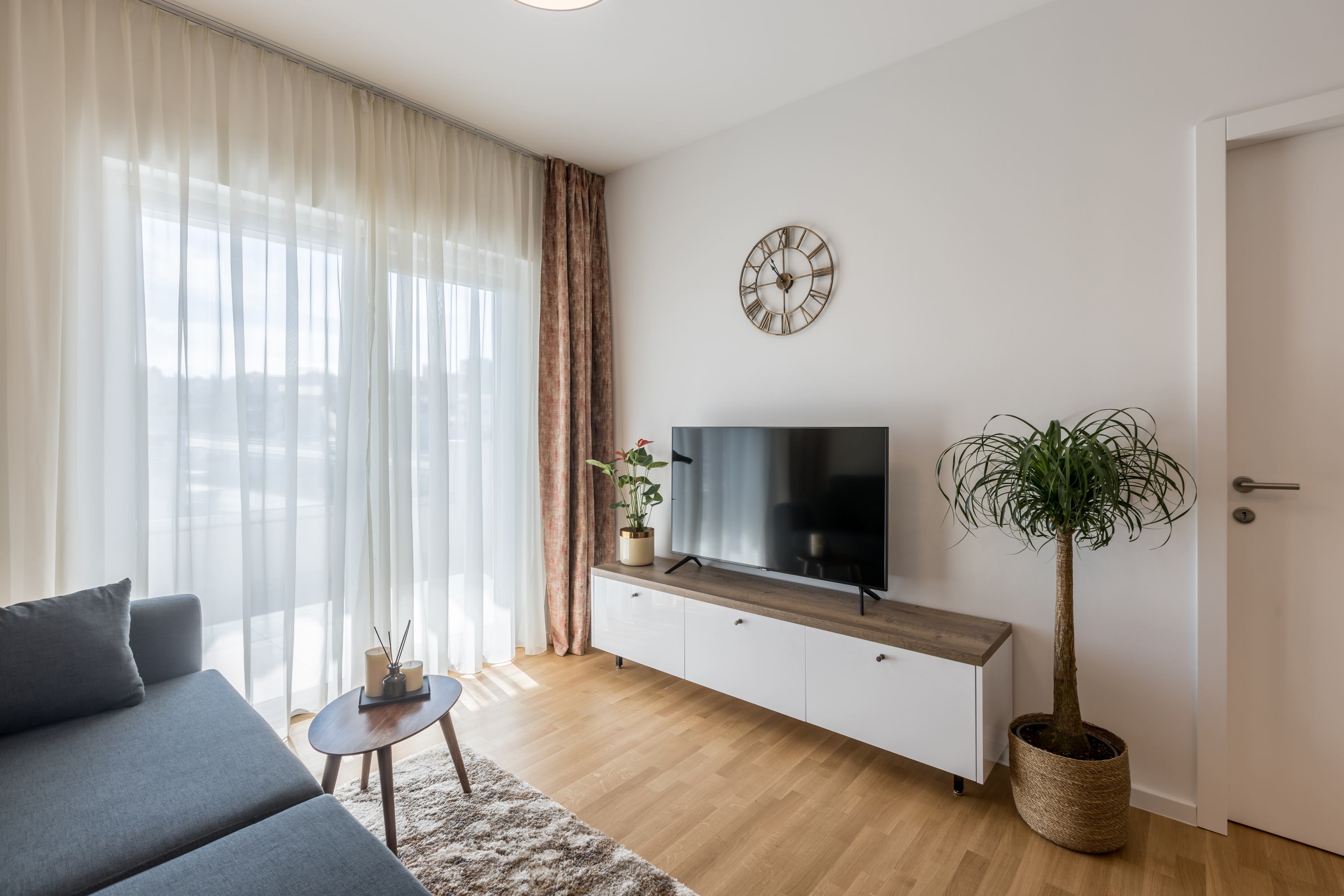 Apartment with Balcony