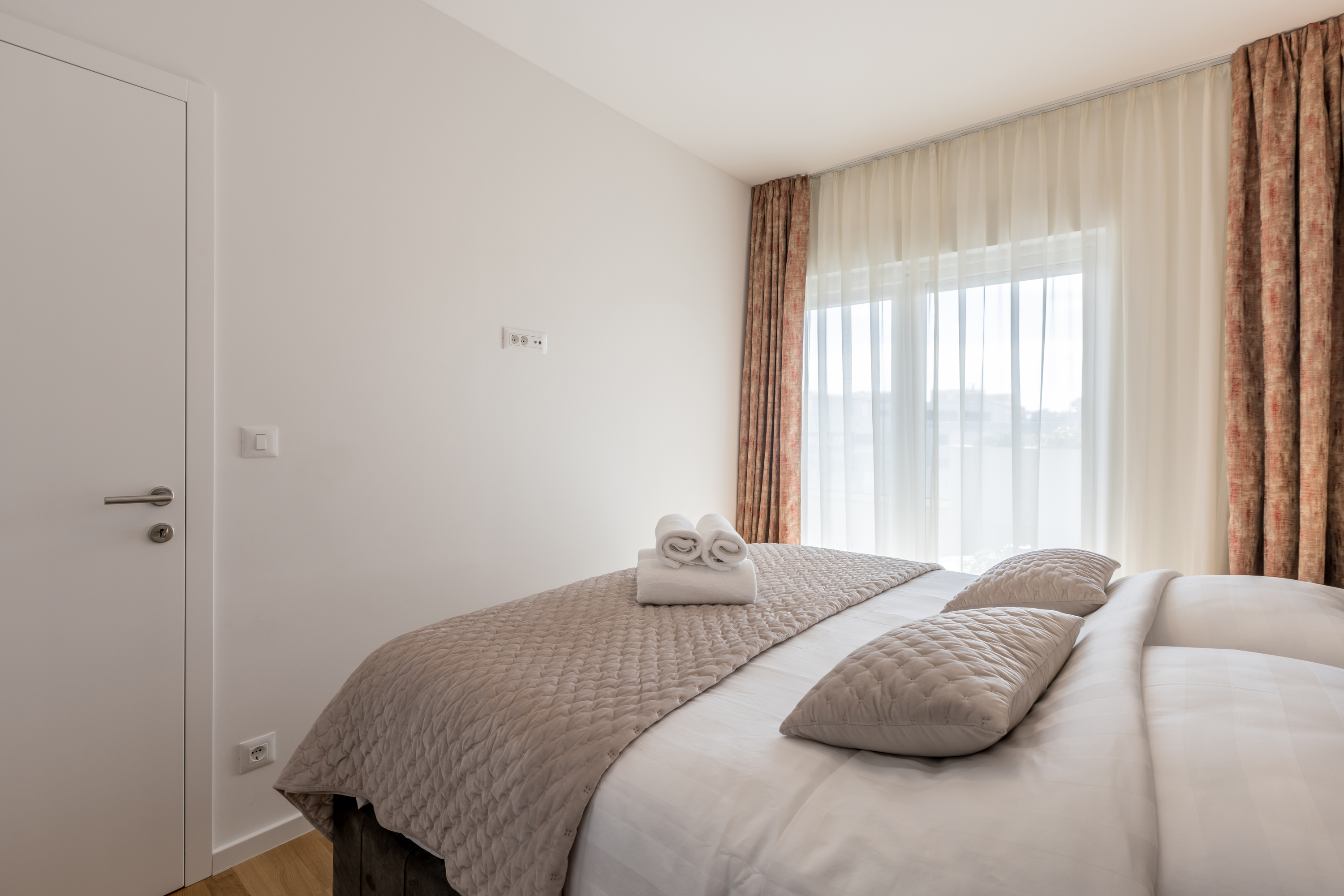 Apartment with Balcony