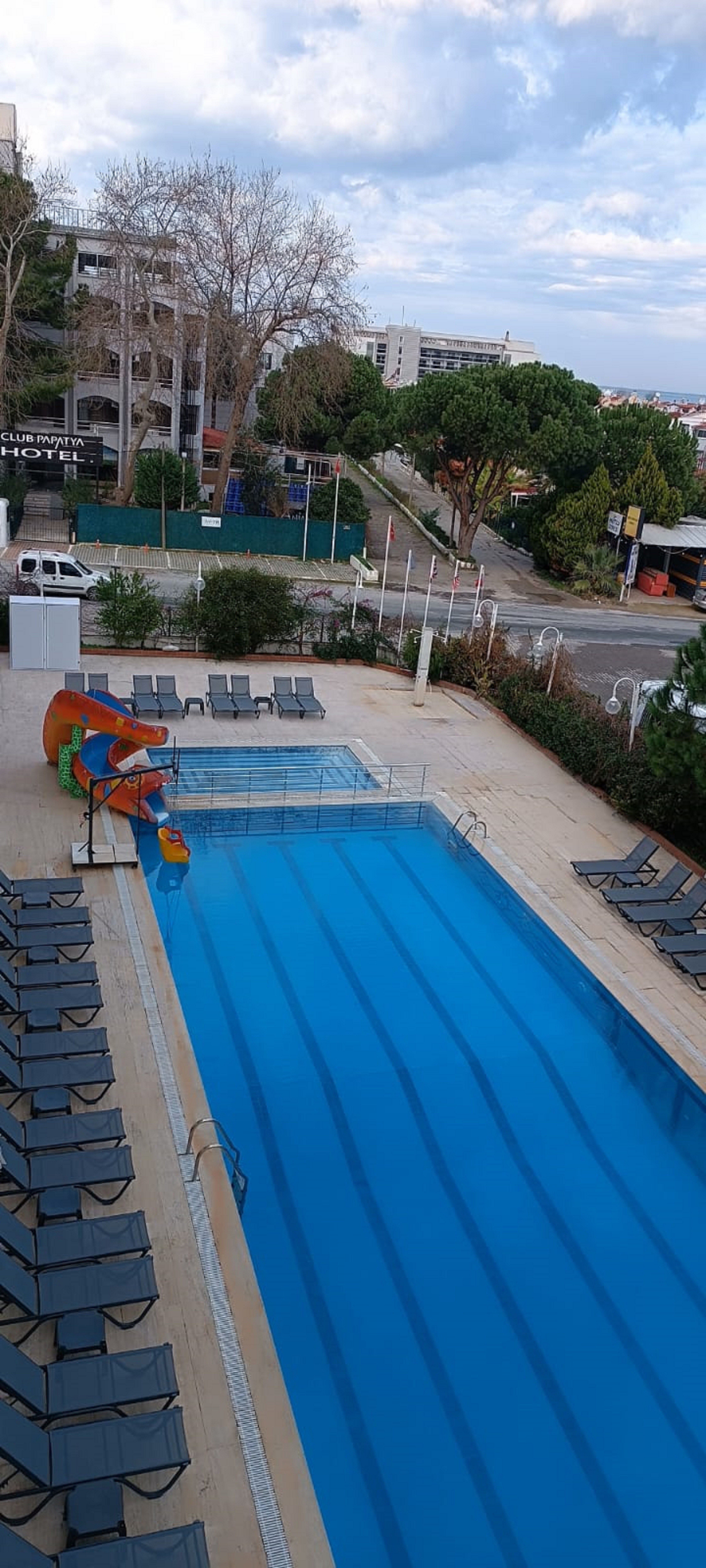 Double Pool View King Bed