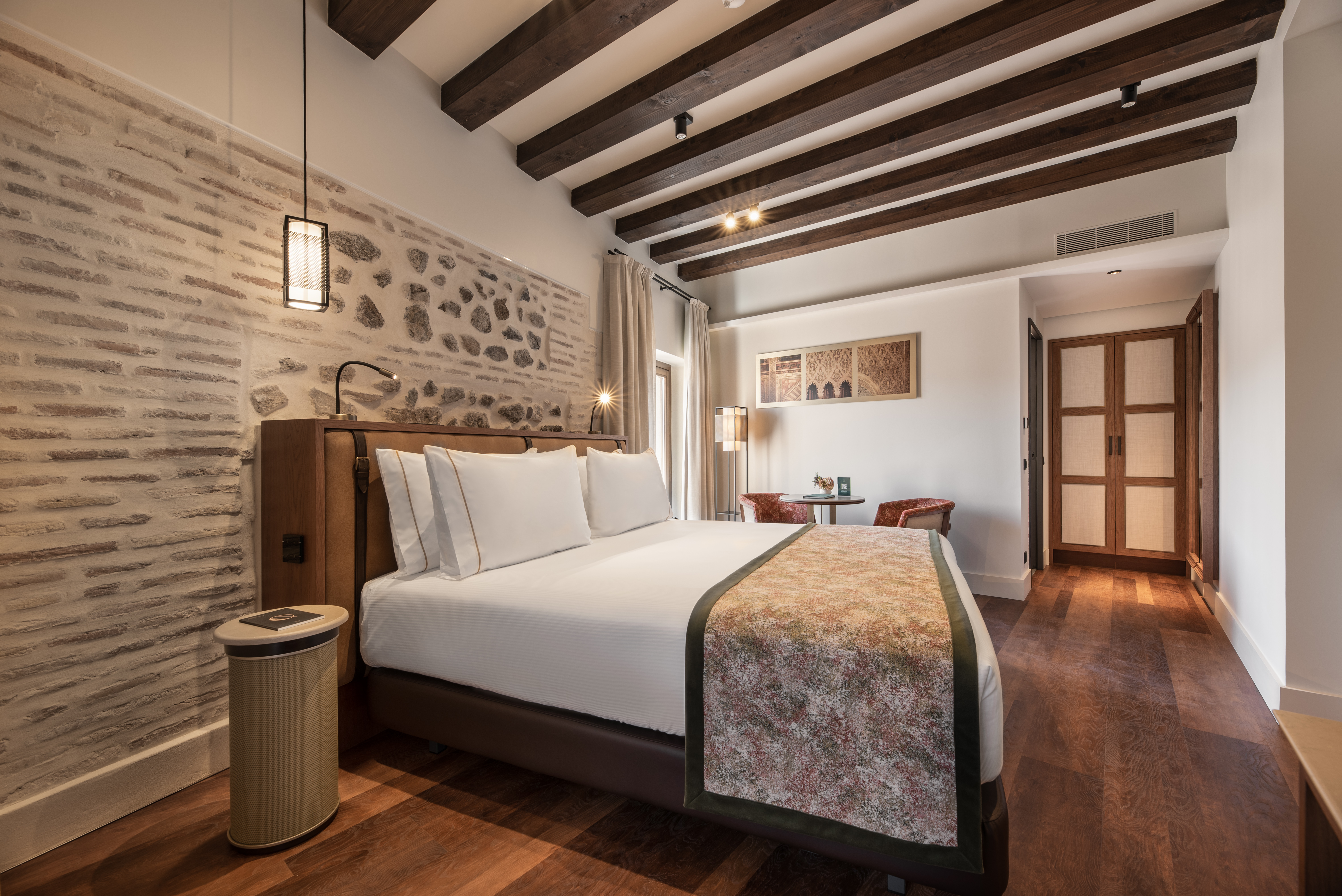 Double or Twin Deluxe