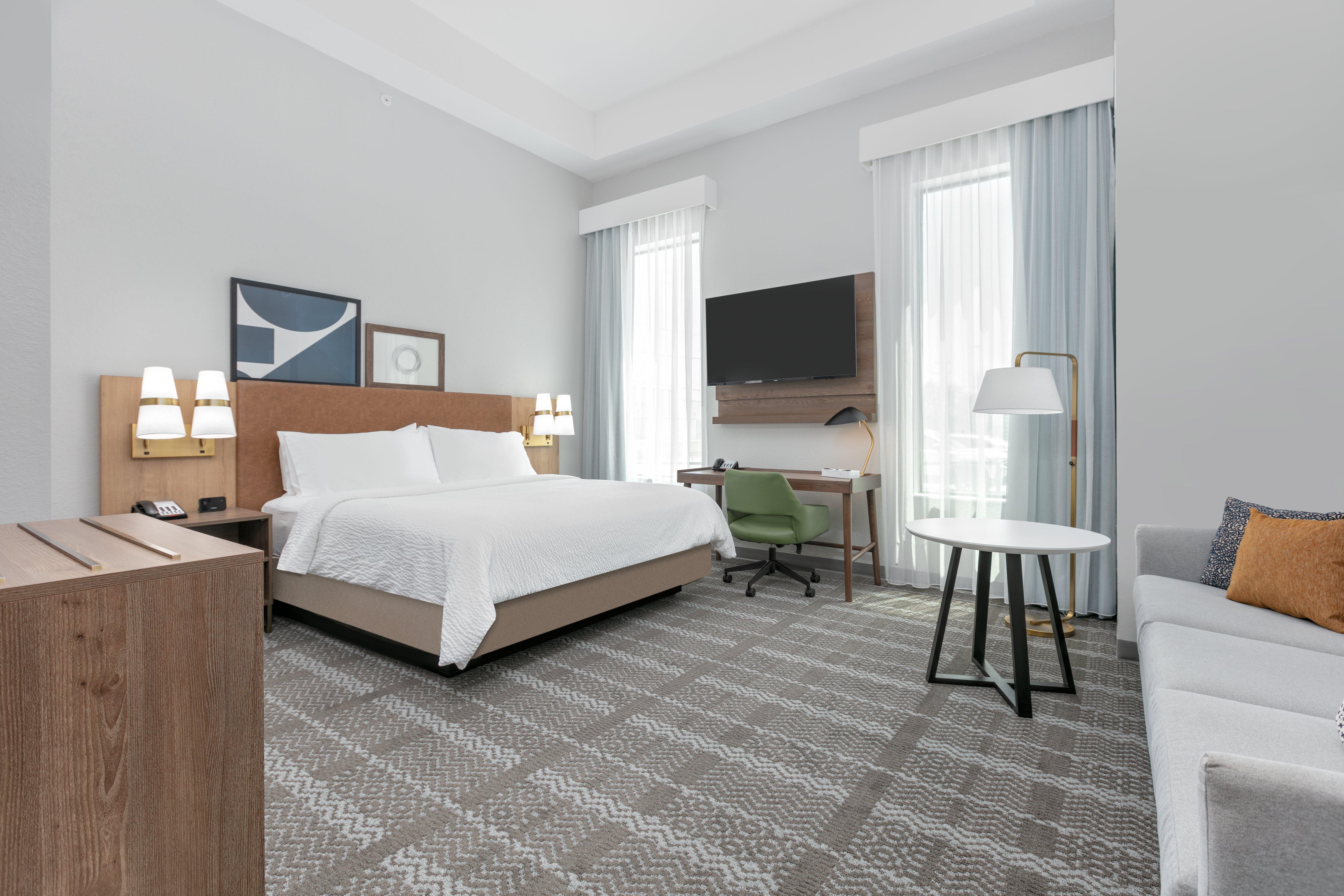 Studio King Size Bed