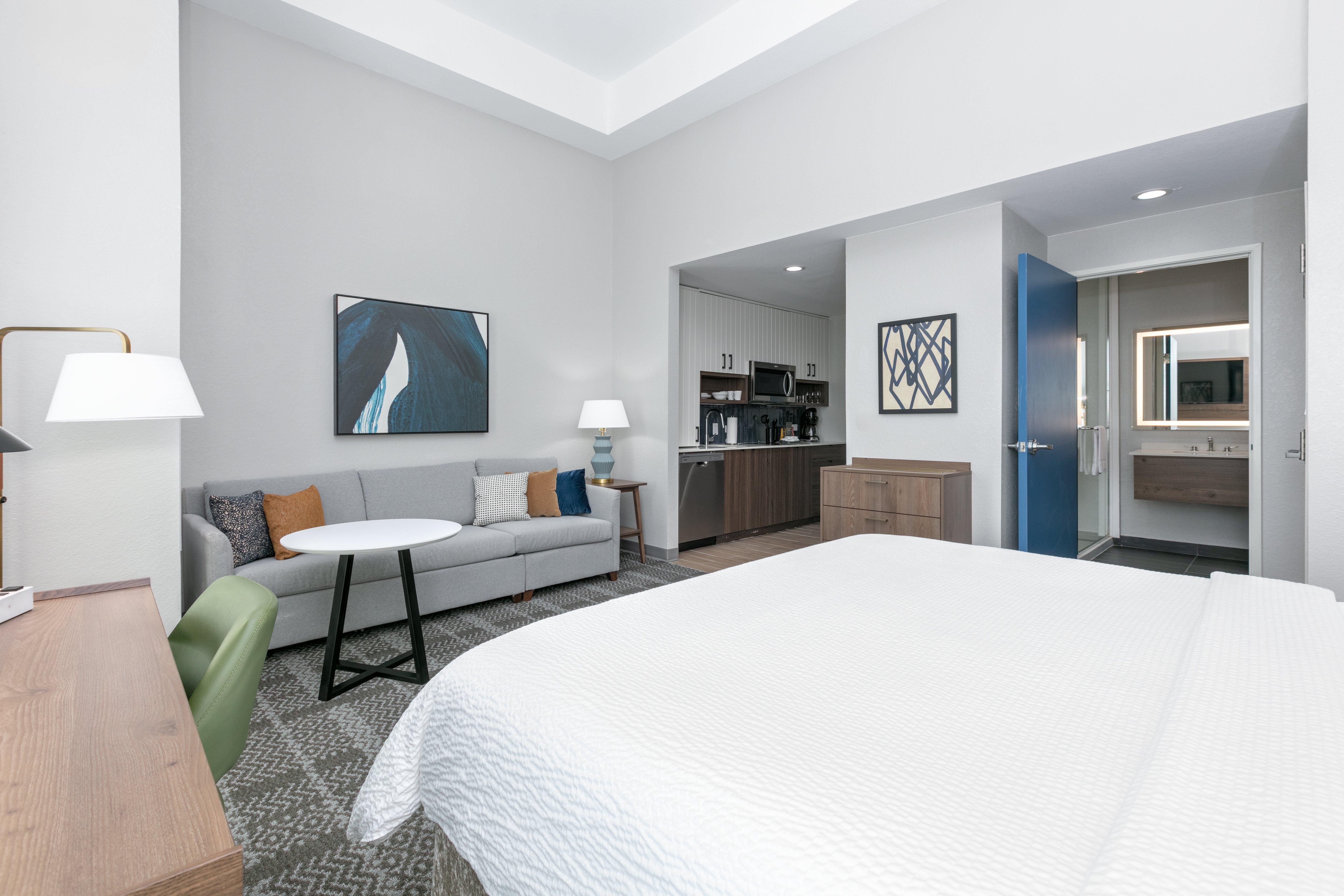 Studio King Size Bed