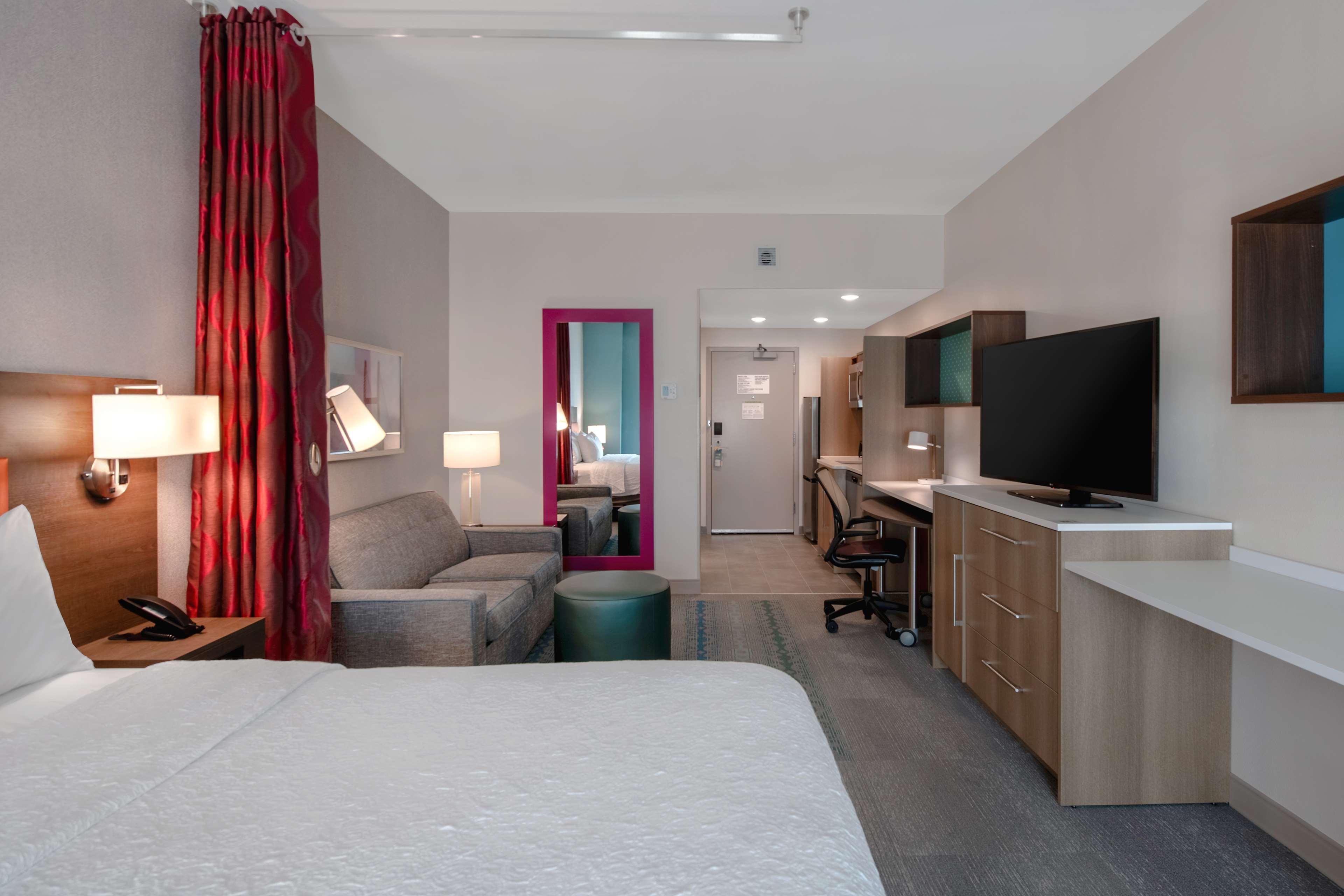 Studio King Size Bed