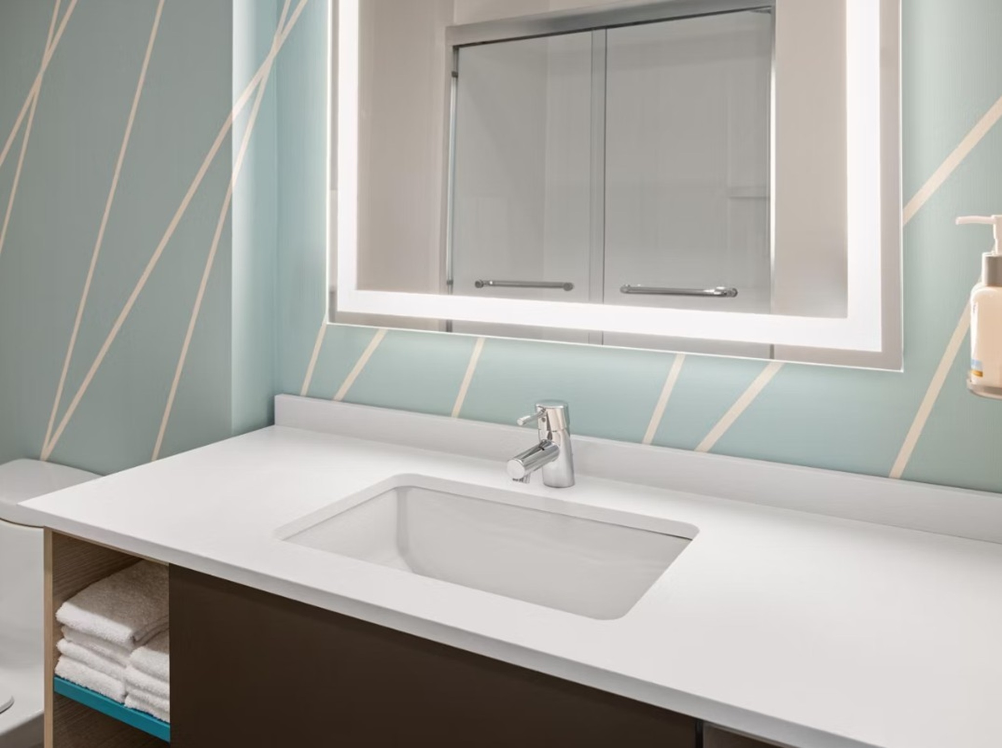 Double Accessible King Size Bed