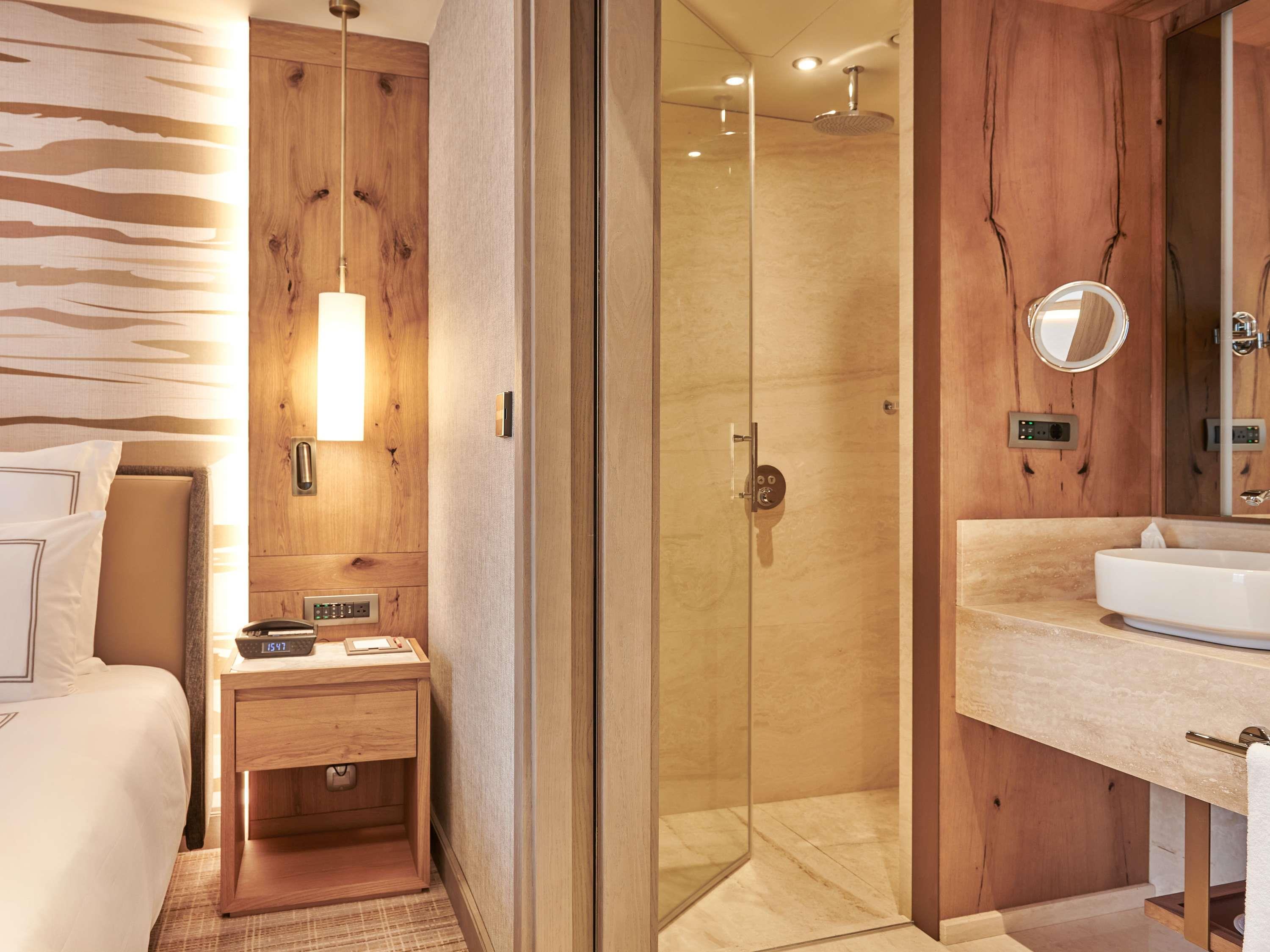 Room Superior with Views