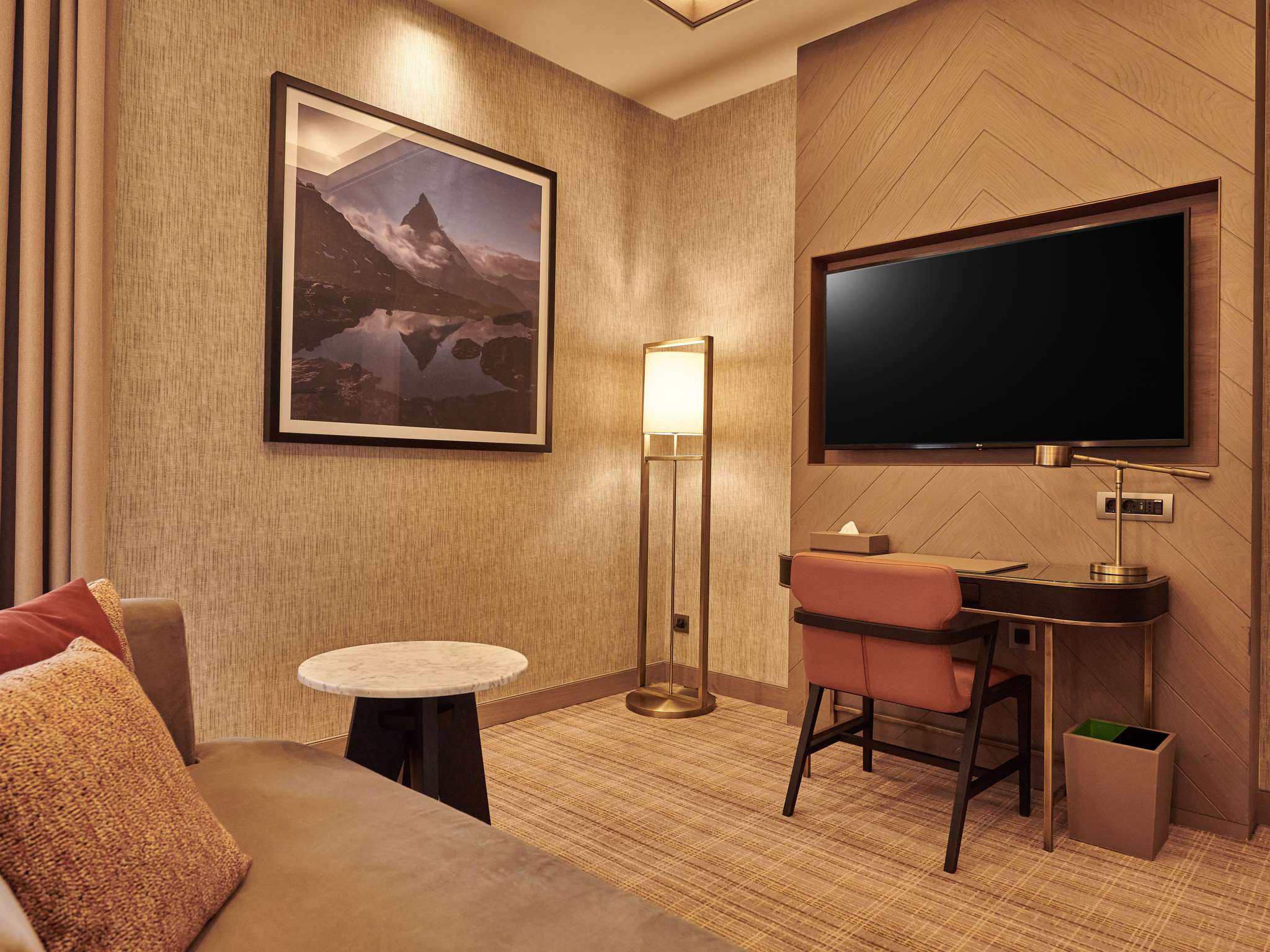 Double King Size Bed