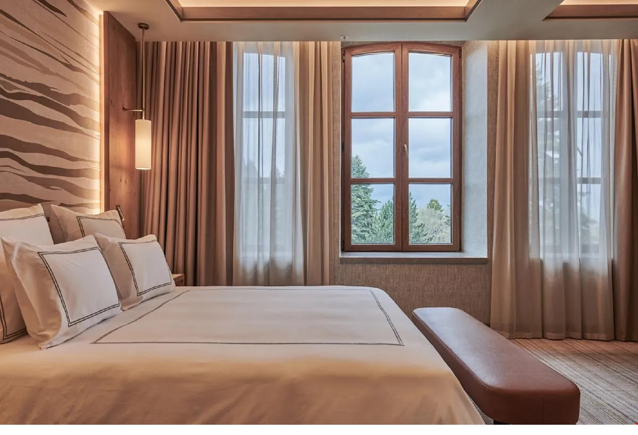 Double Executive King Bed