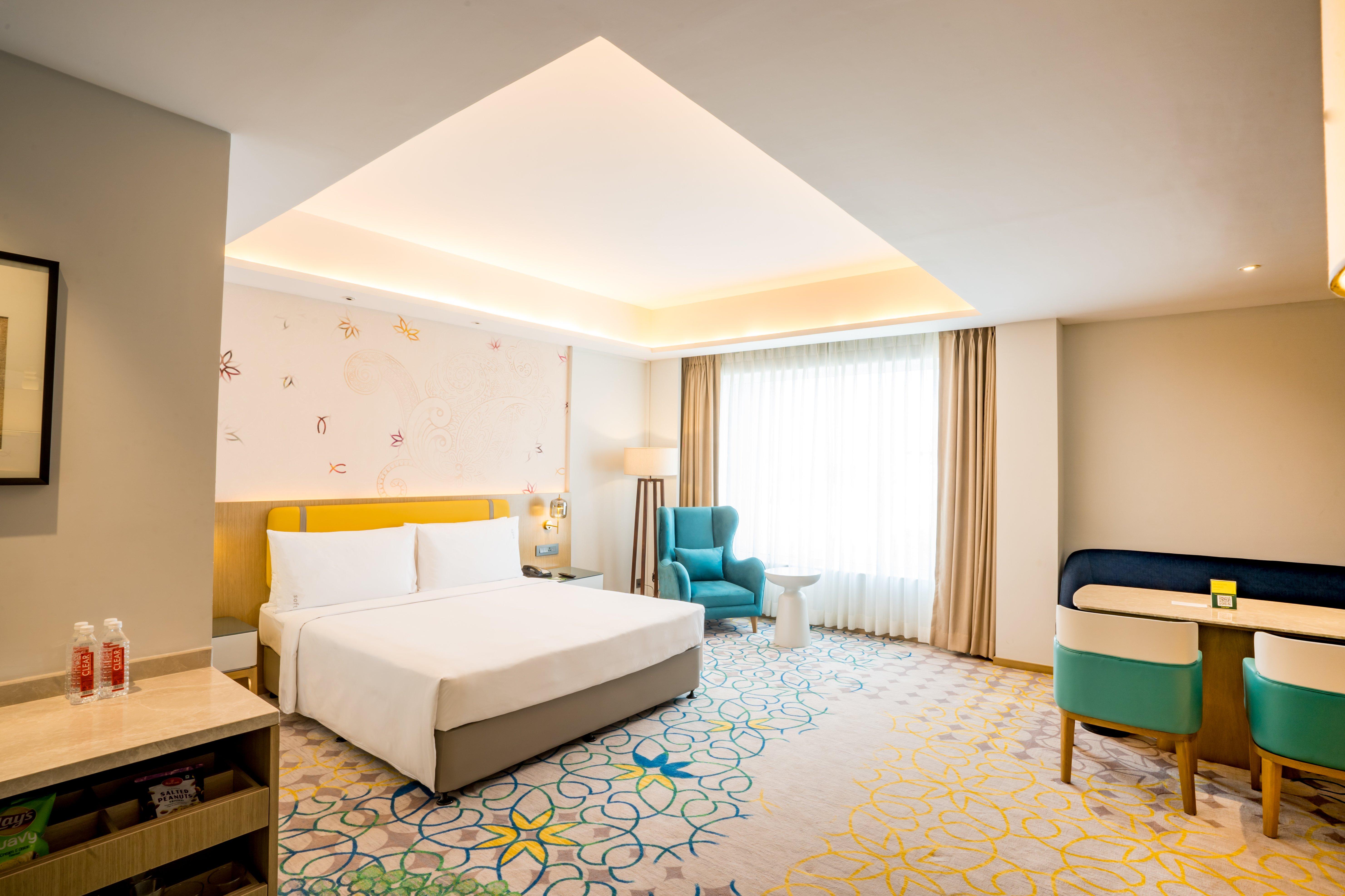 Suite King Bed Smoking