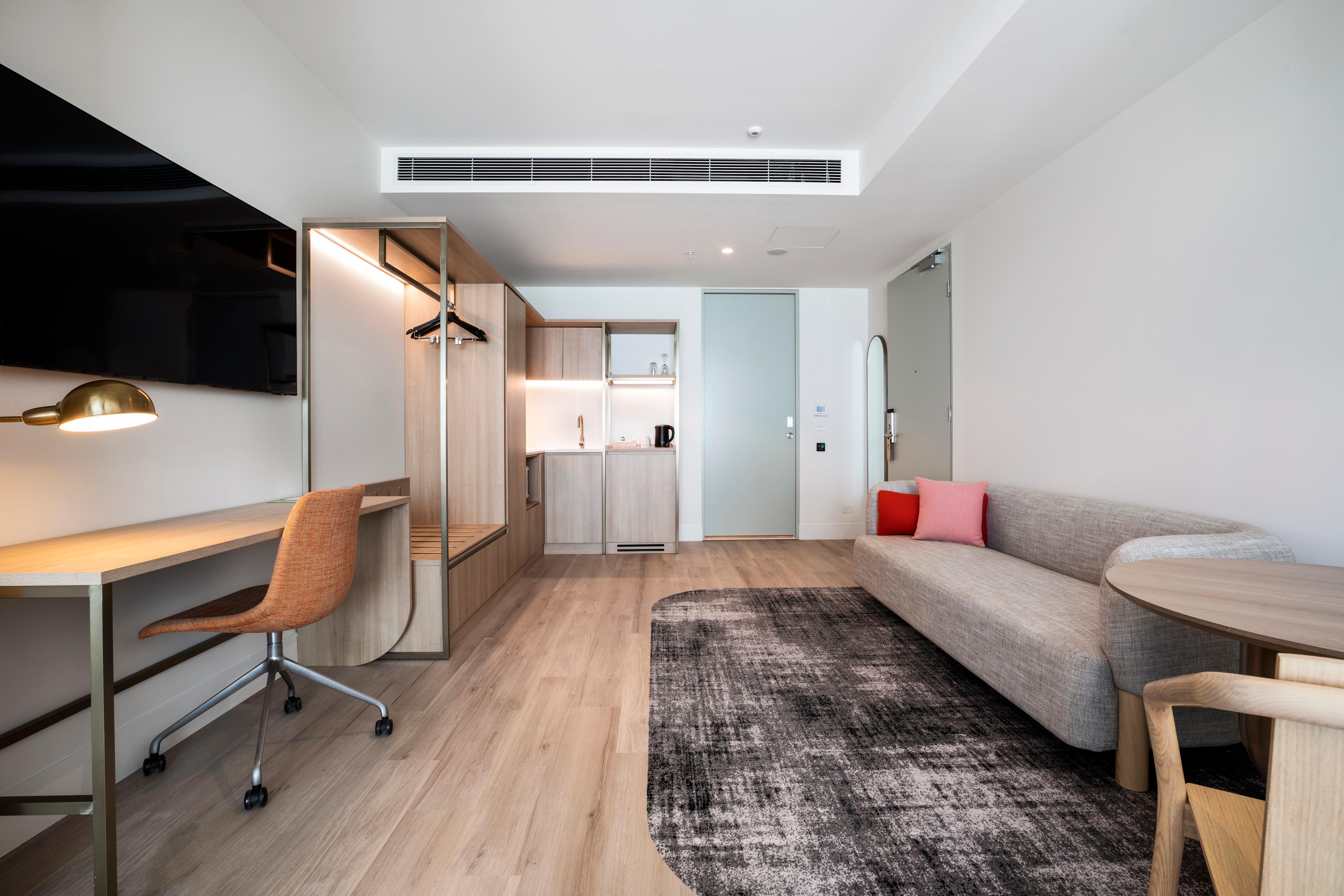 Suite with Kitchenette