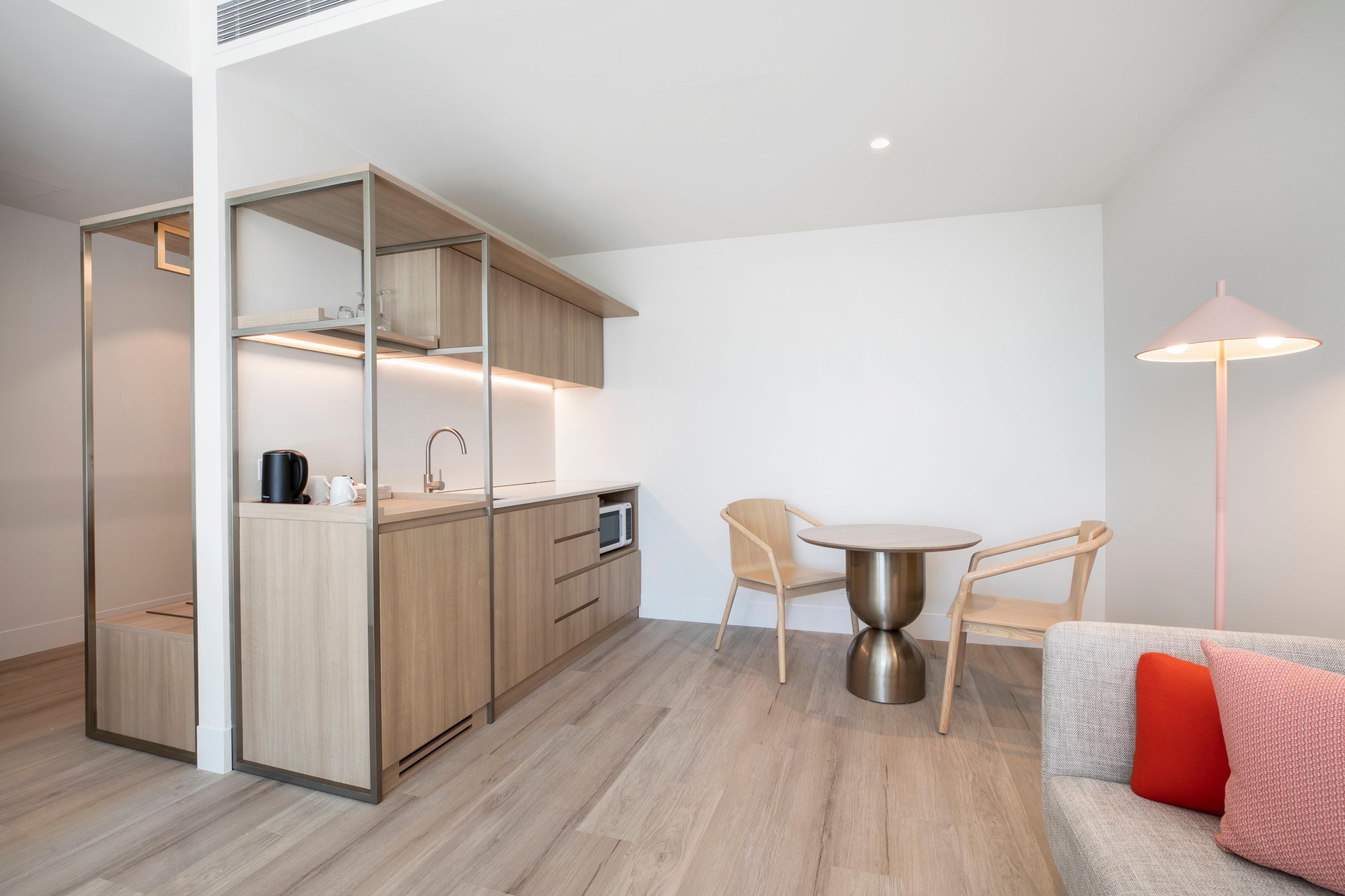 Suite with Kitchenette