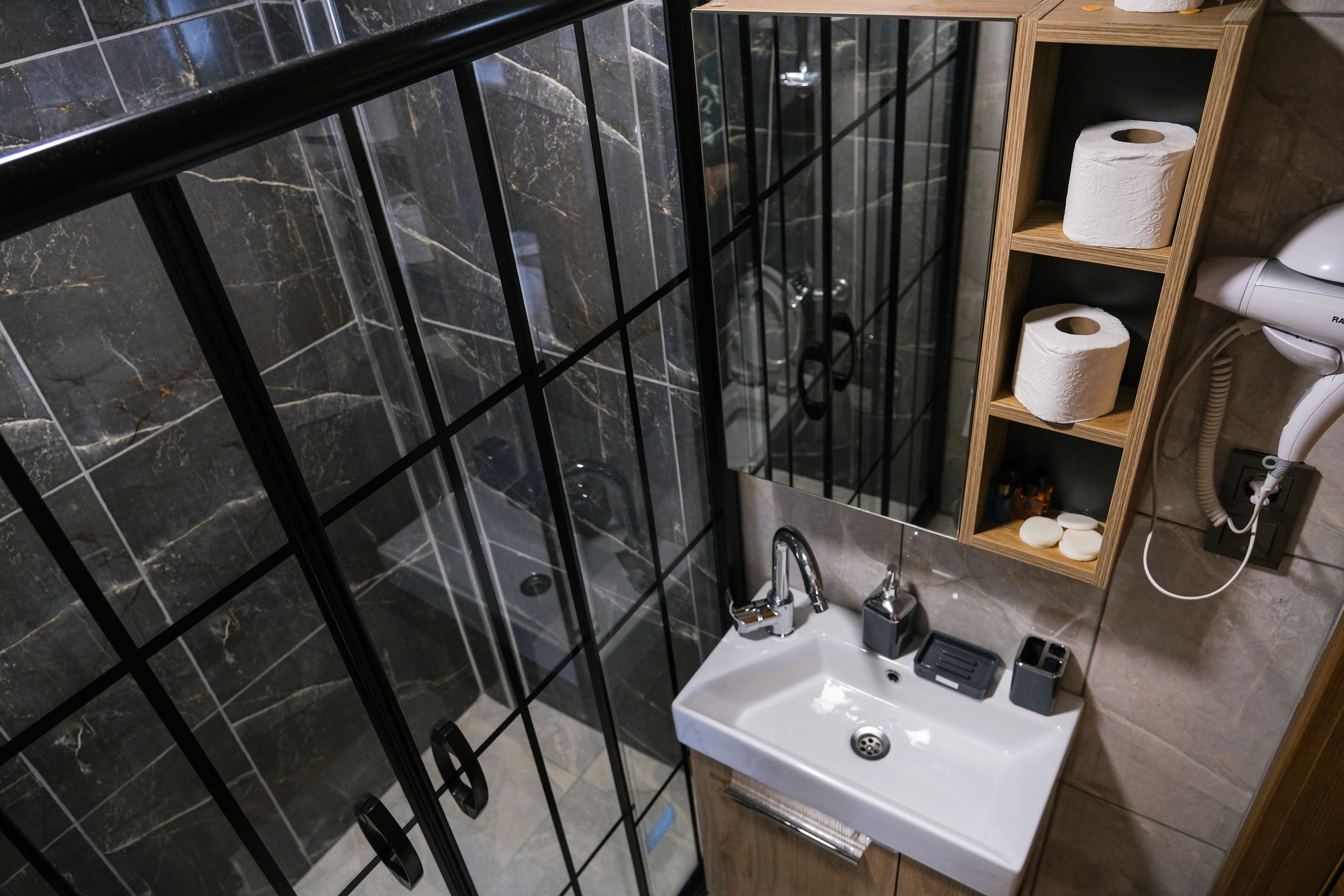 Double or Twin Standard