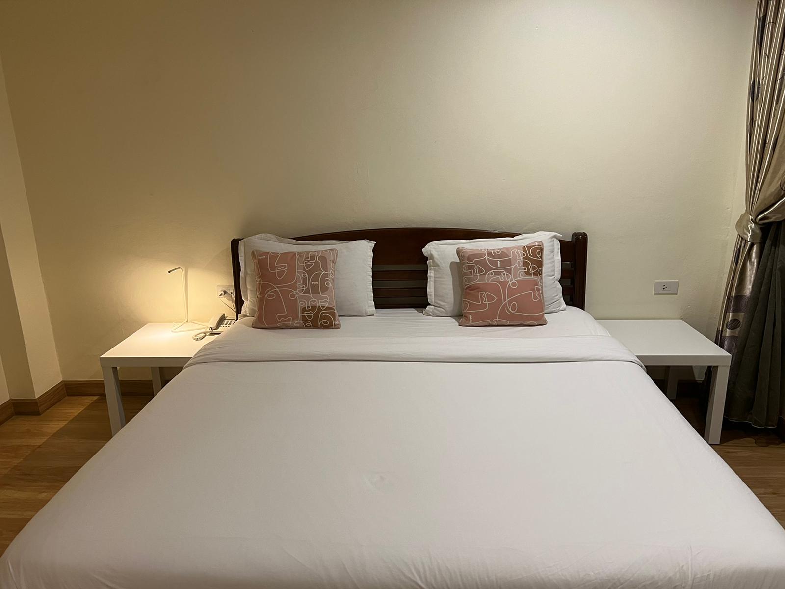 Double Superior King Bed