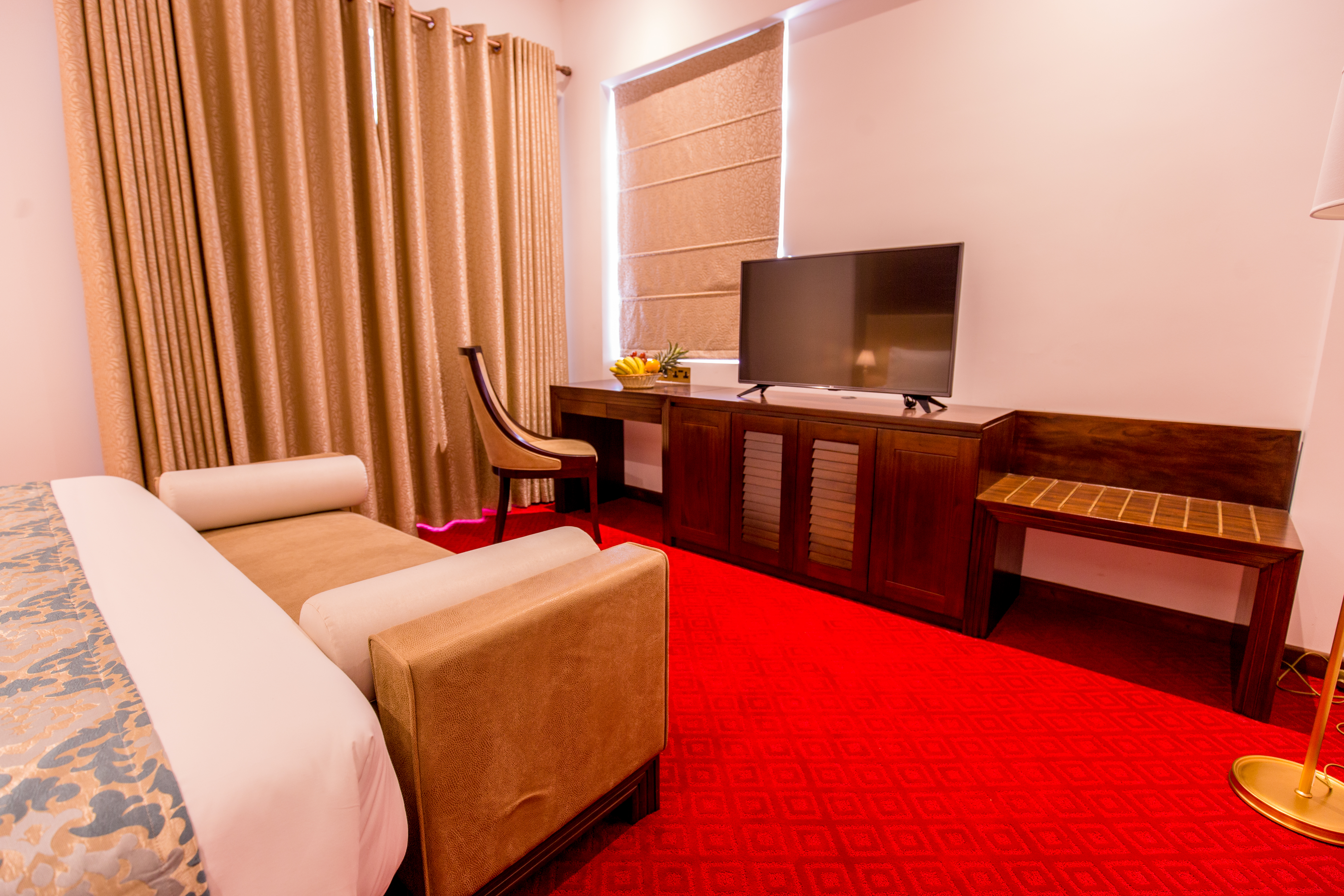 Double Deluxe King Bed