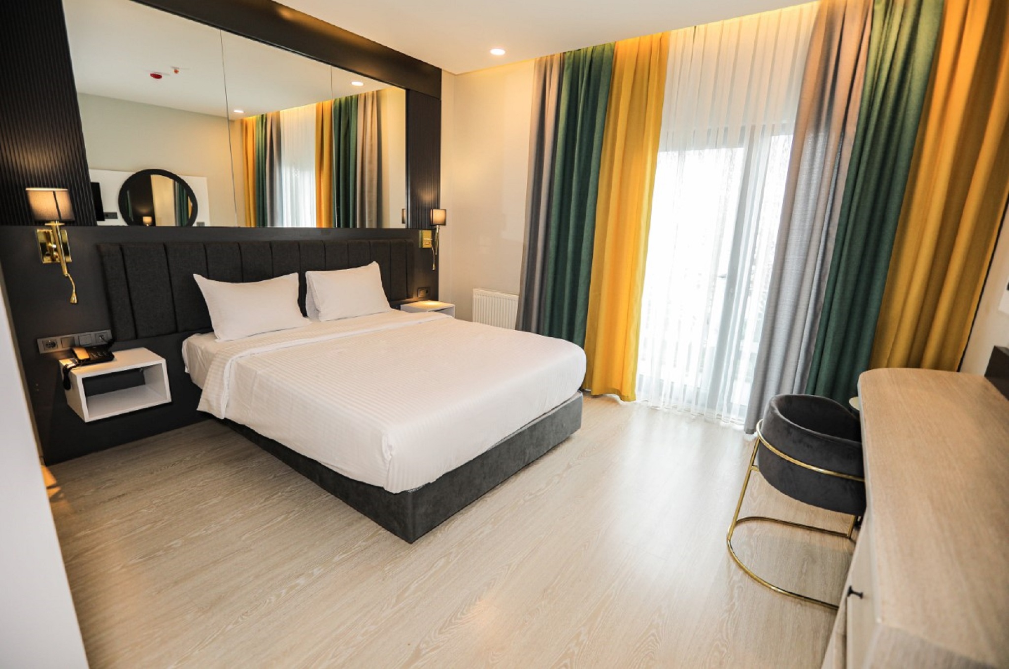 Suite Deluxe Lake View