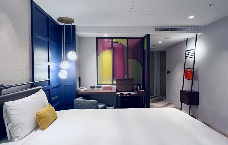 Double Superior King Bed