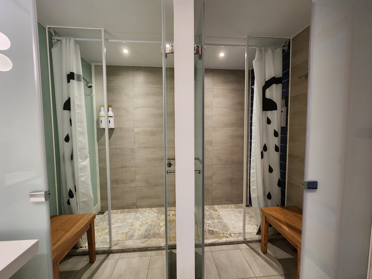 Bed in Dormitory Male Room