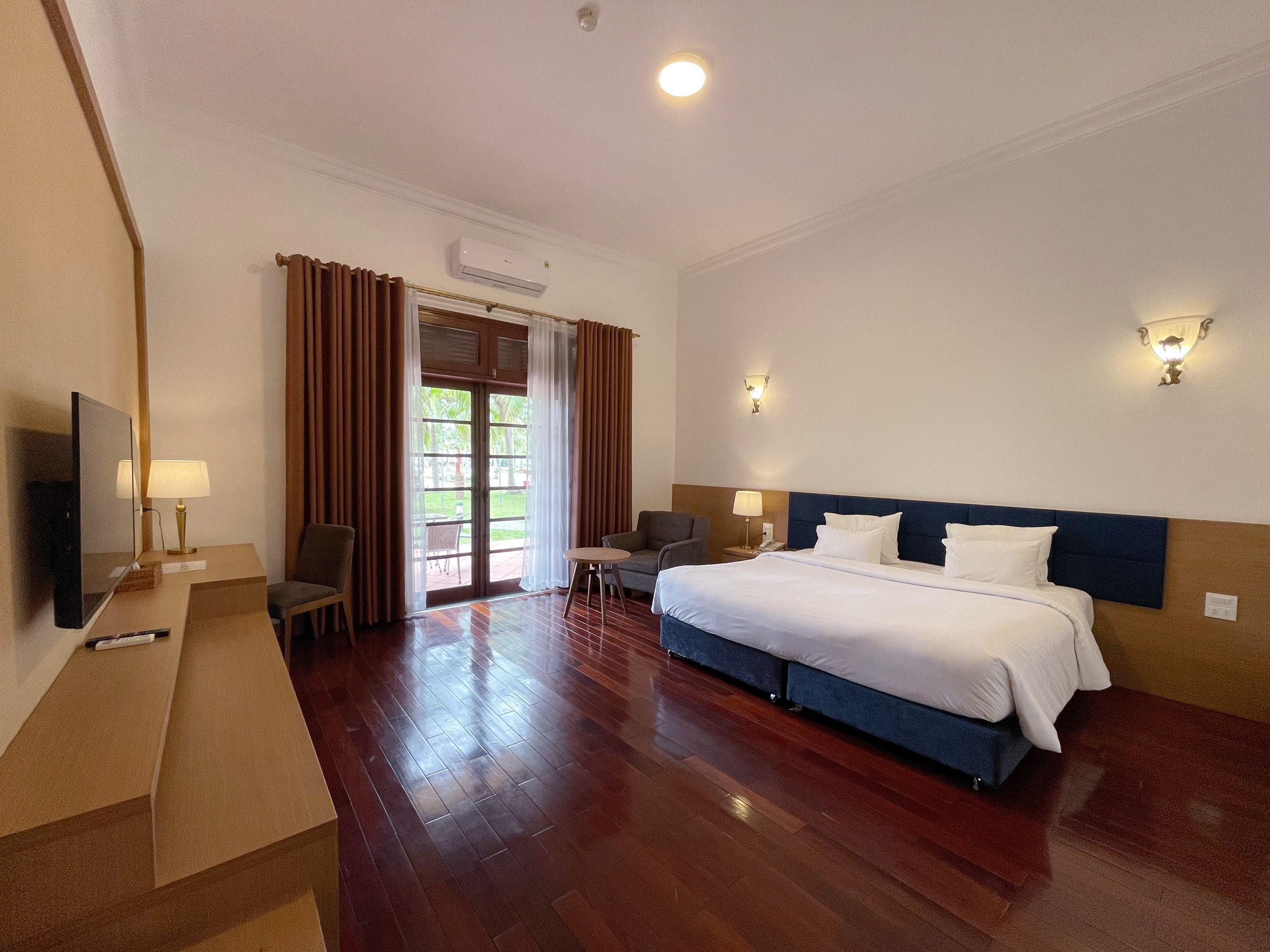 Double Premium Beach Front