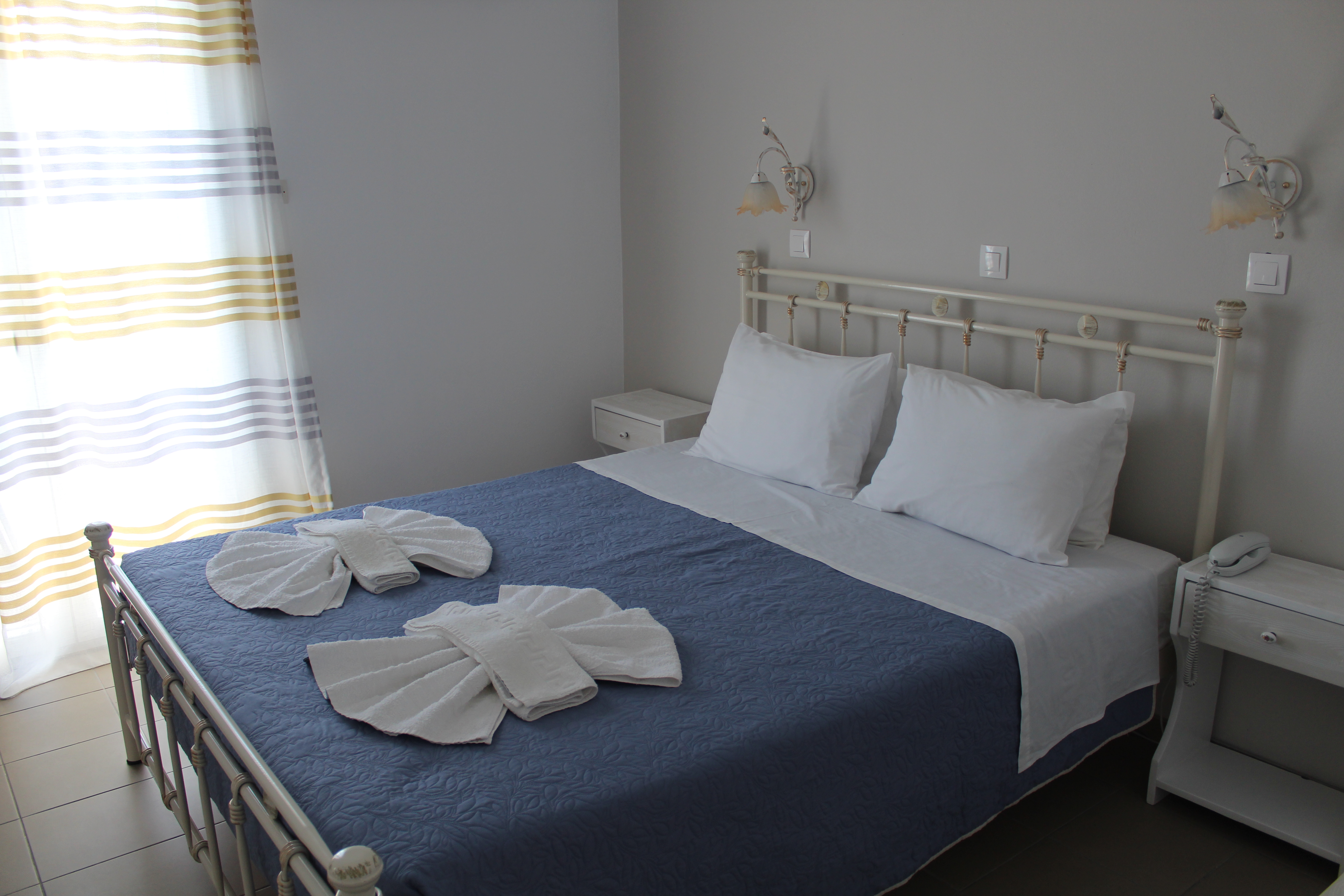 Double or Twin Side Sea View