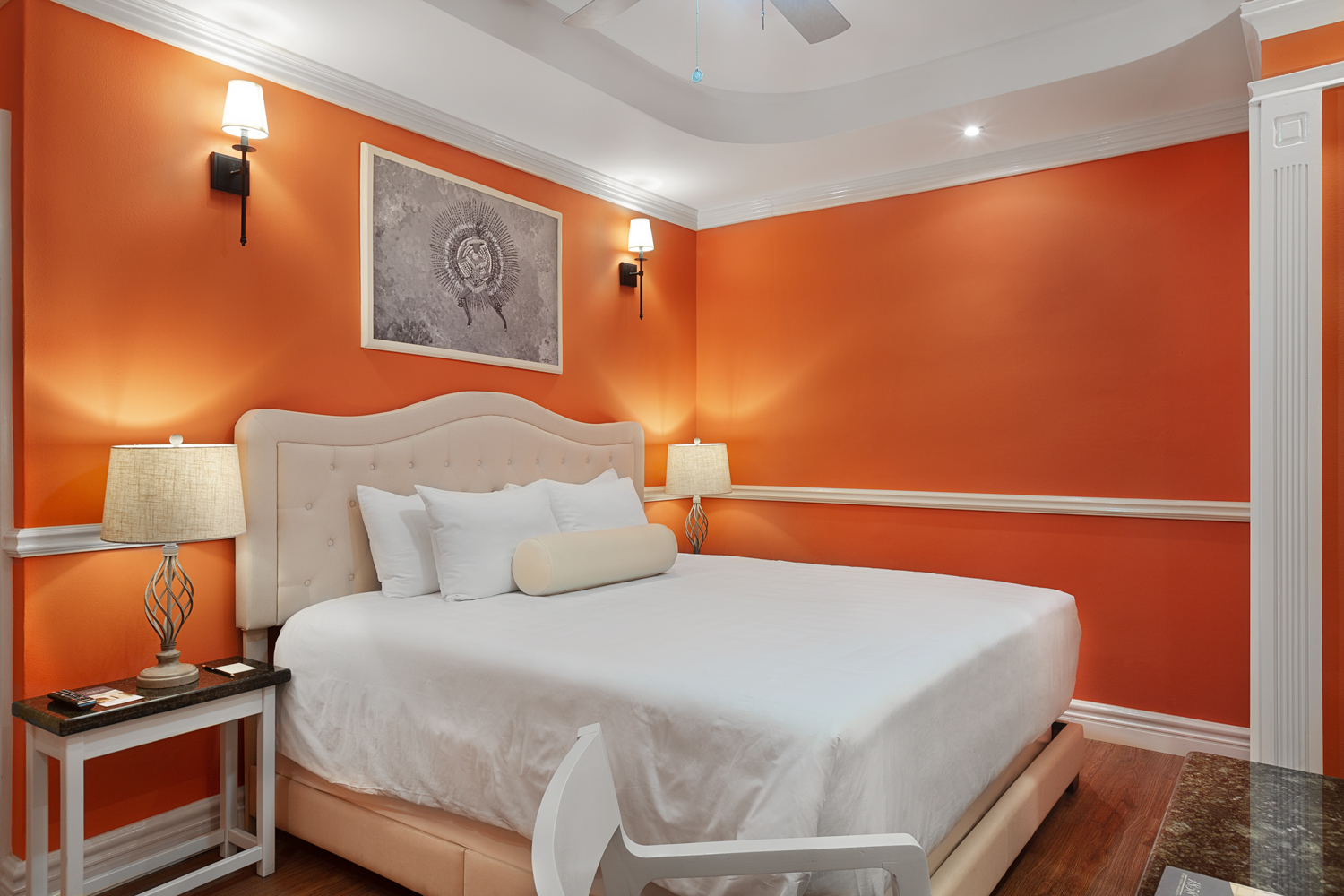 Family Room King Bed Two Bedrooms