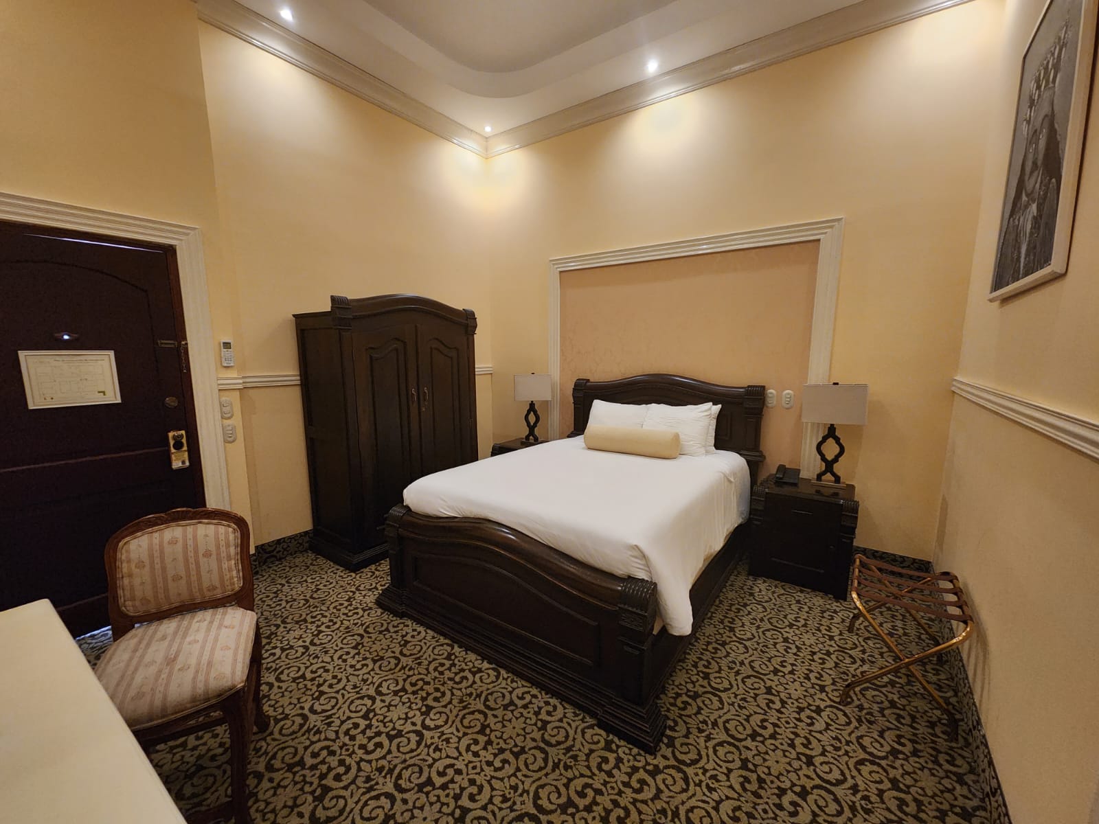 Double Queen Size Bed