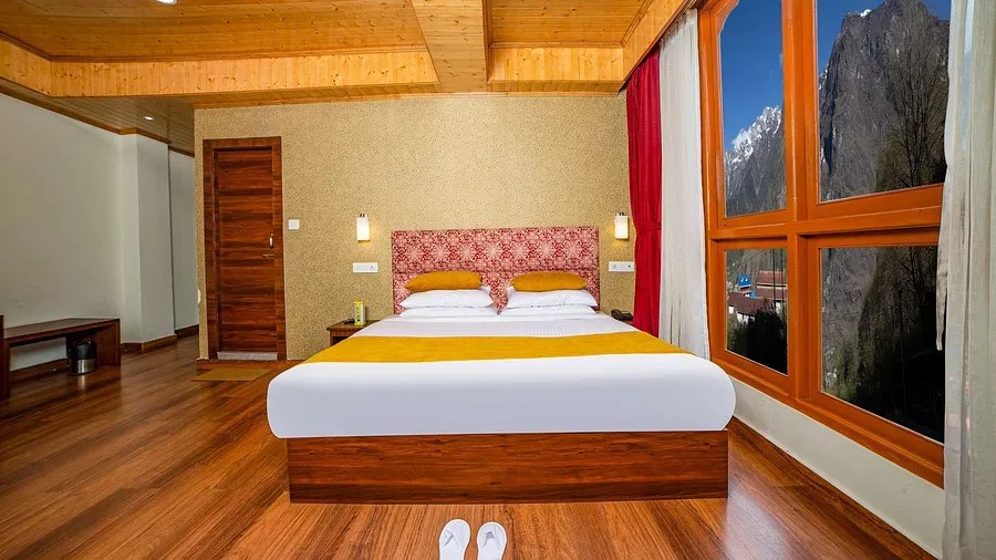 Suite with Double Bed