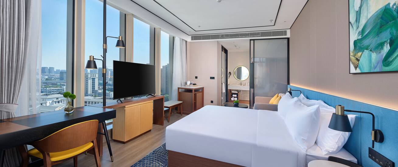 Double Superior King Bed