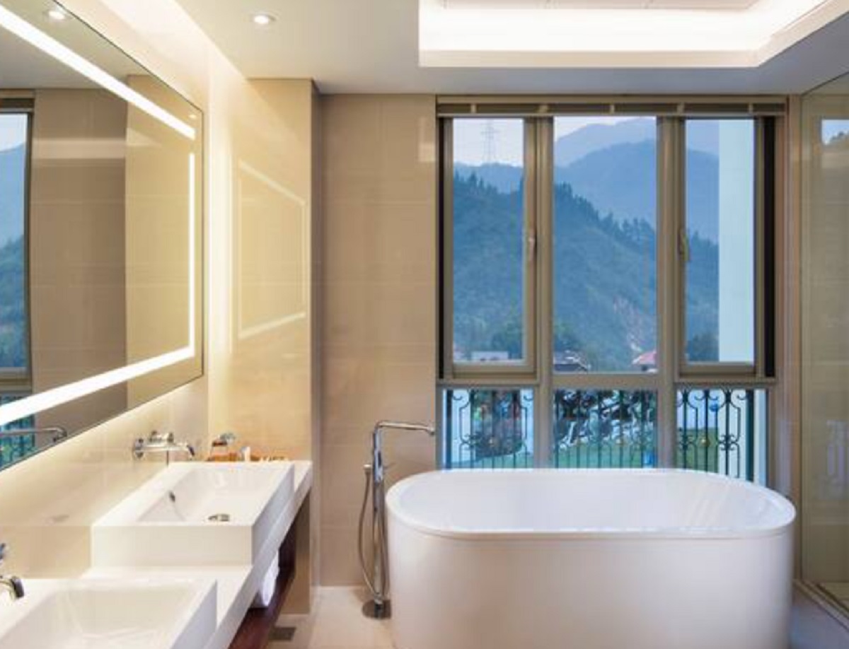 Suite King Bed One Bedroom 